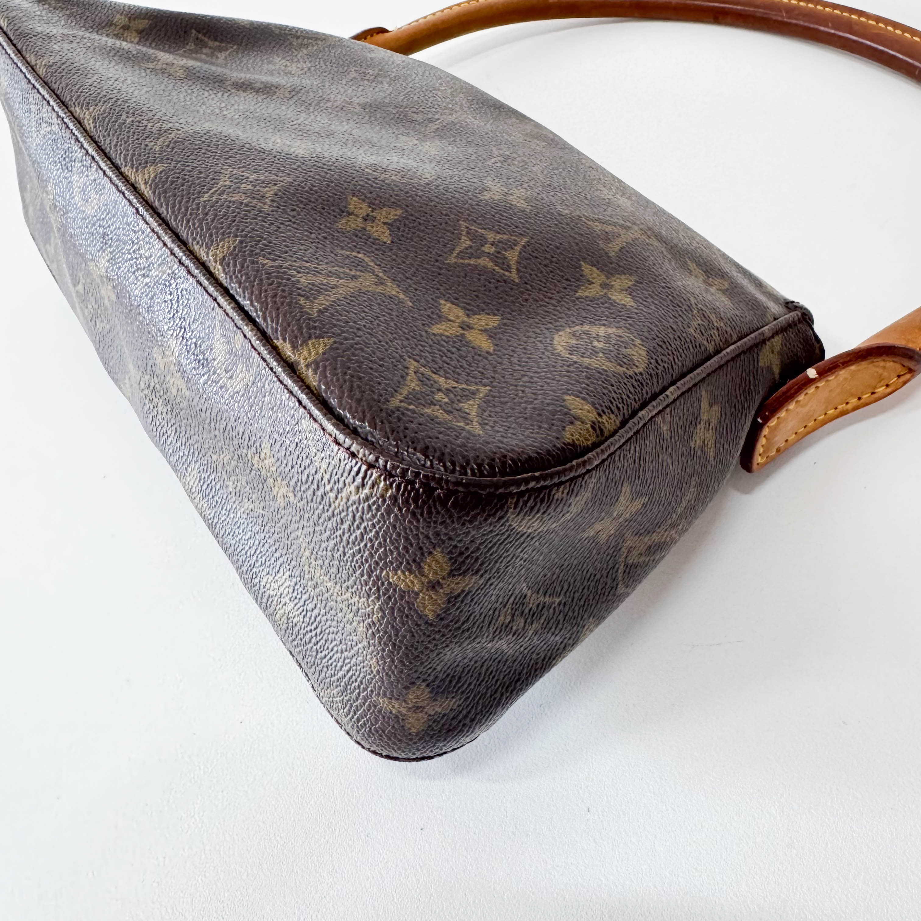 Looping PM Shoulder Bag