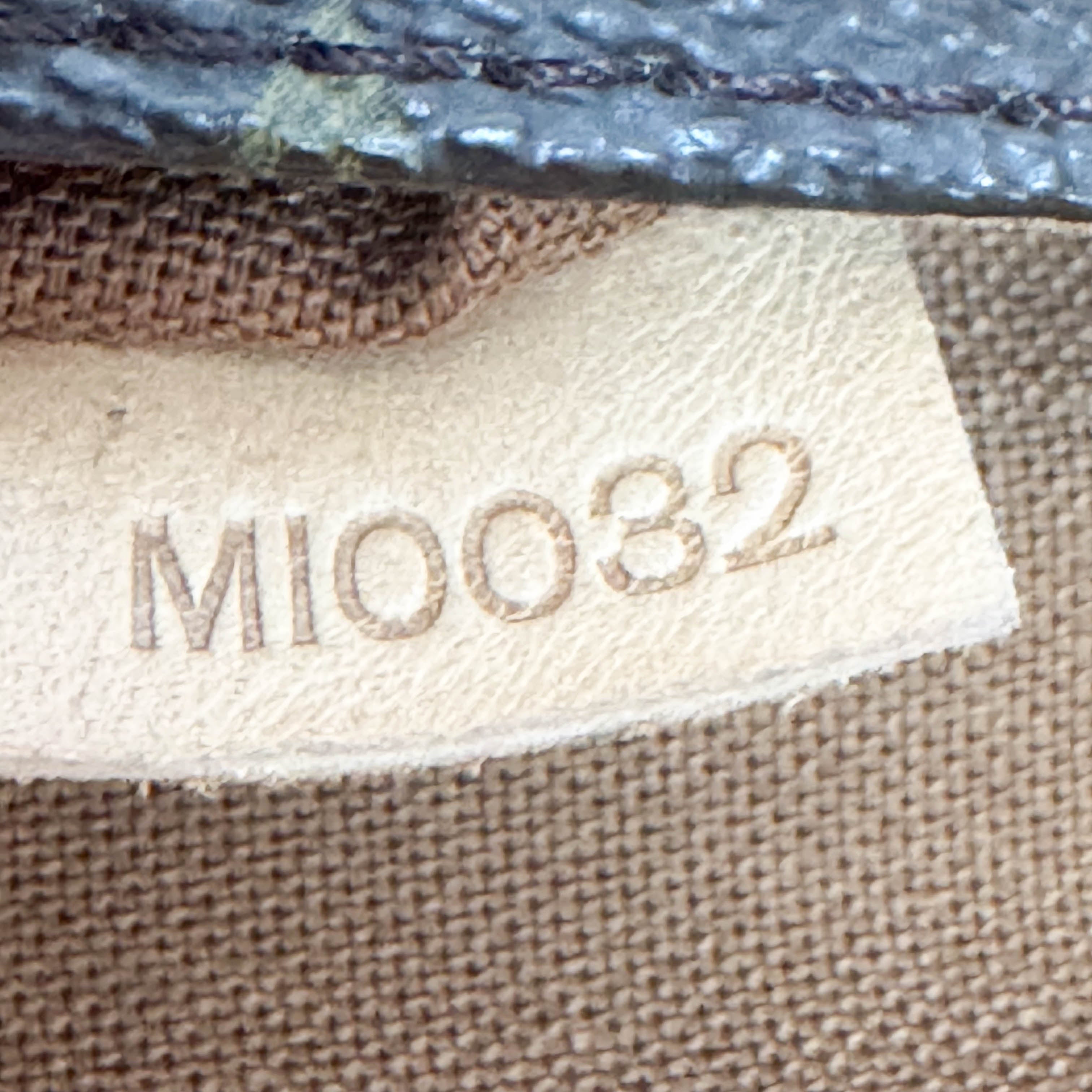 Looping PM Shoulder Bag