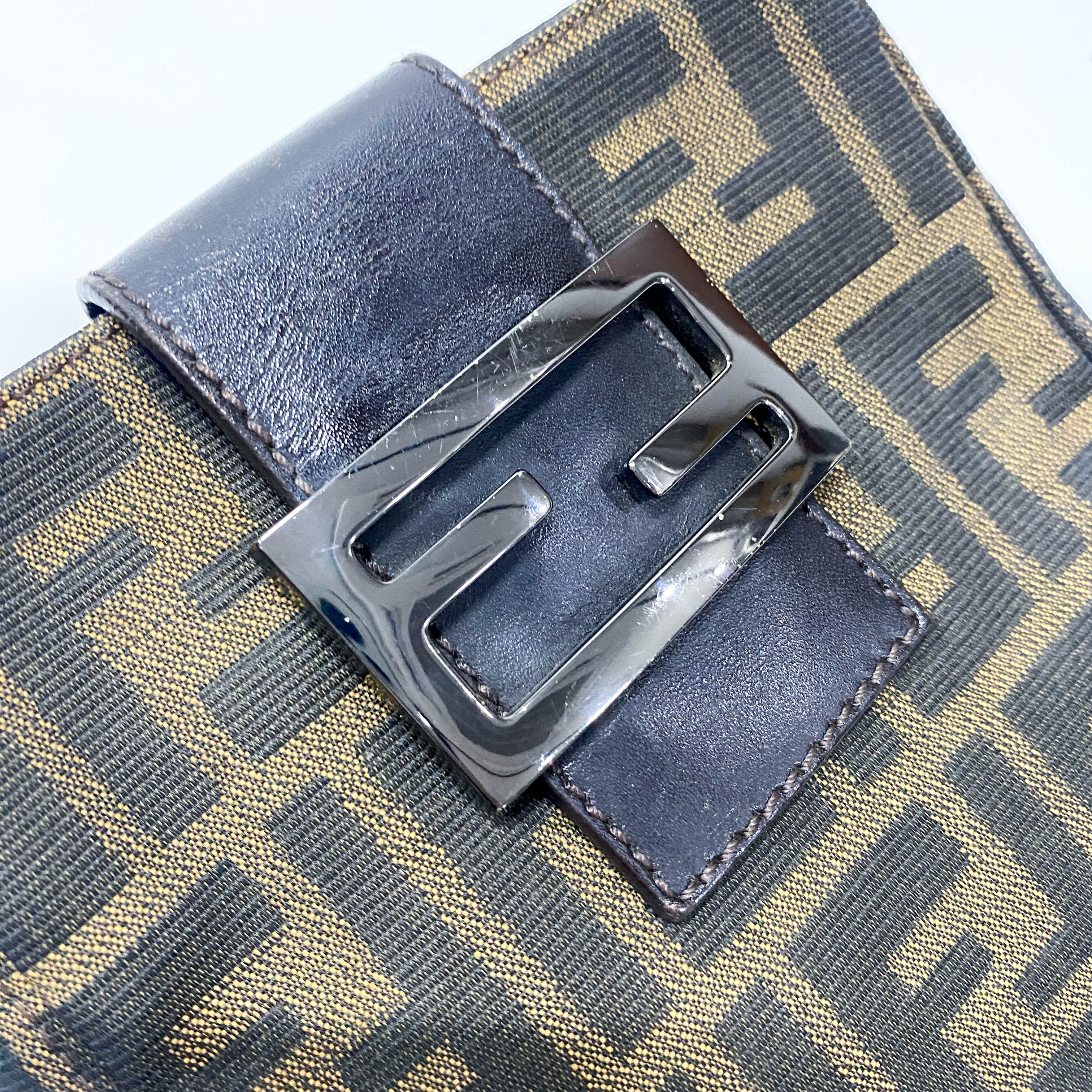 Zucca Brown Canvas Shoulder Bag