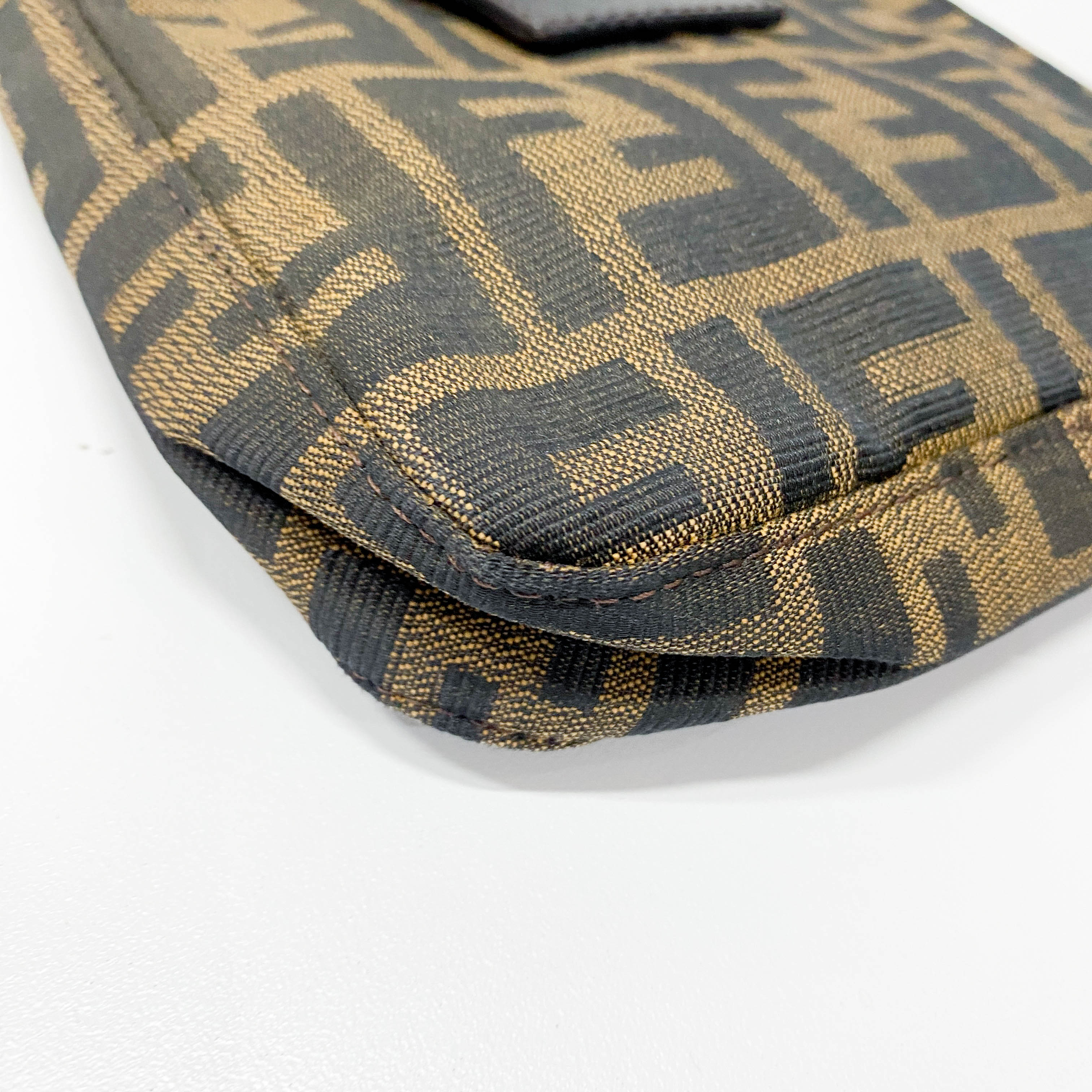 Zucca Brown Canvas Shoulder Bag