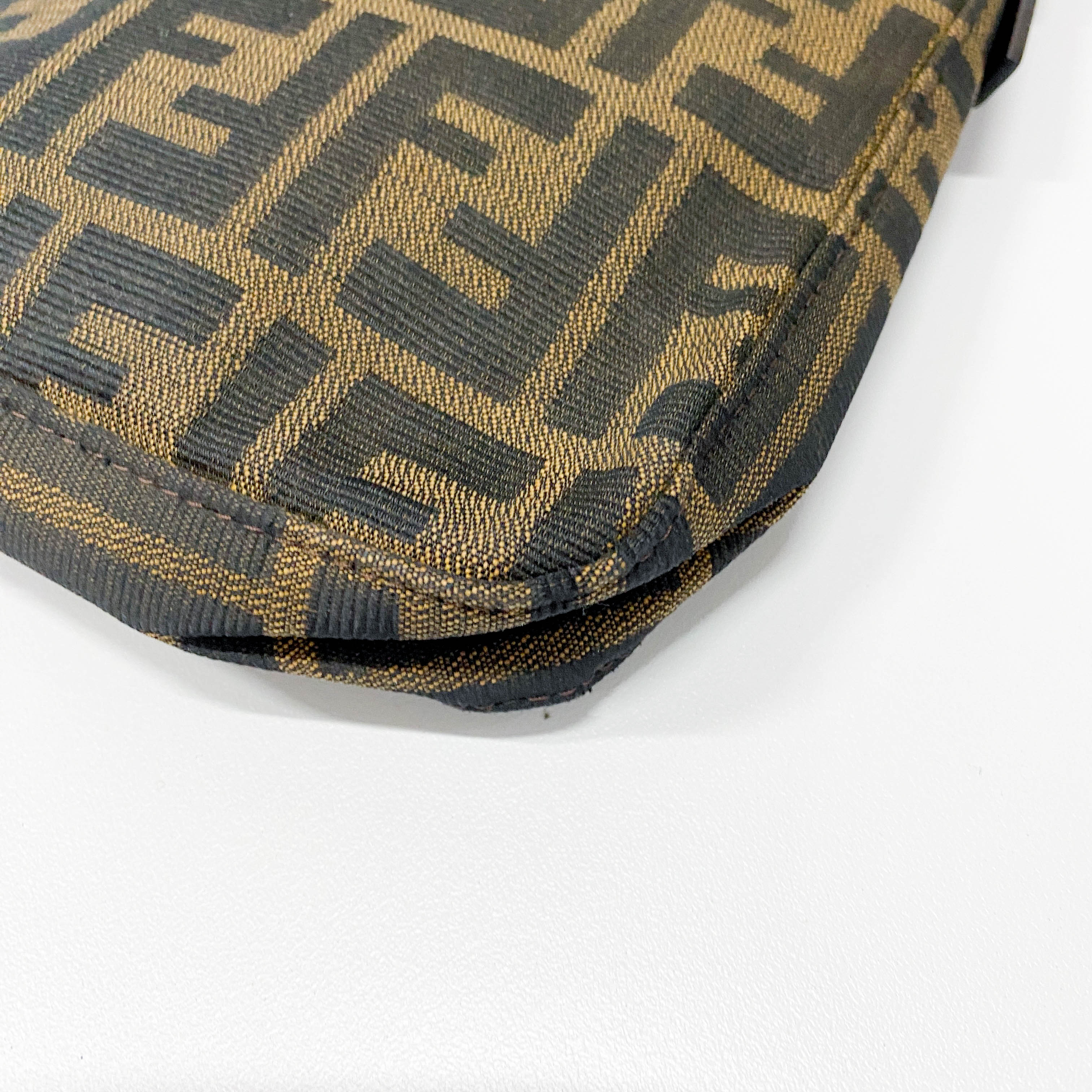 Zucca Brown Canvas Shoulder Bag