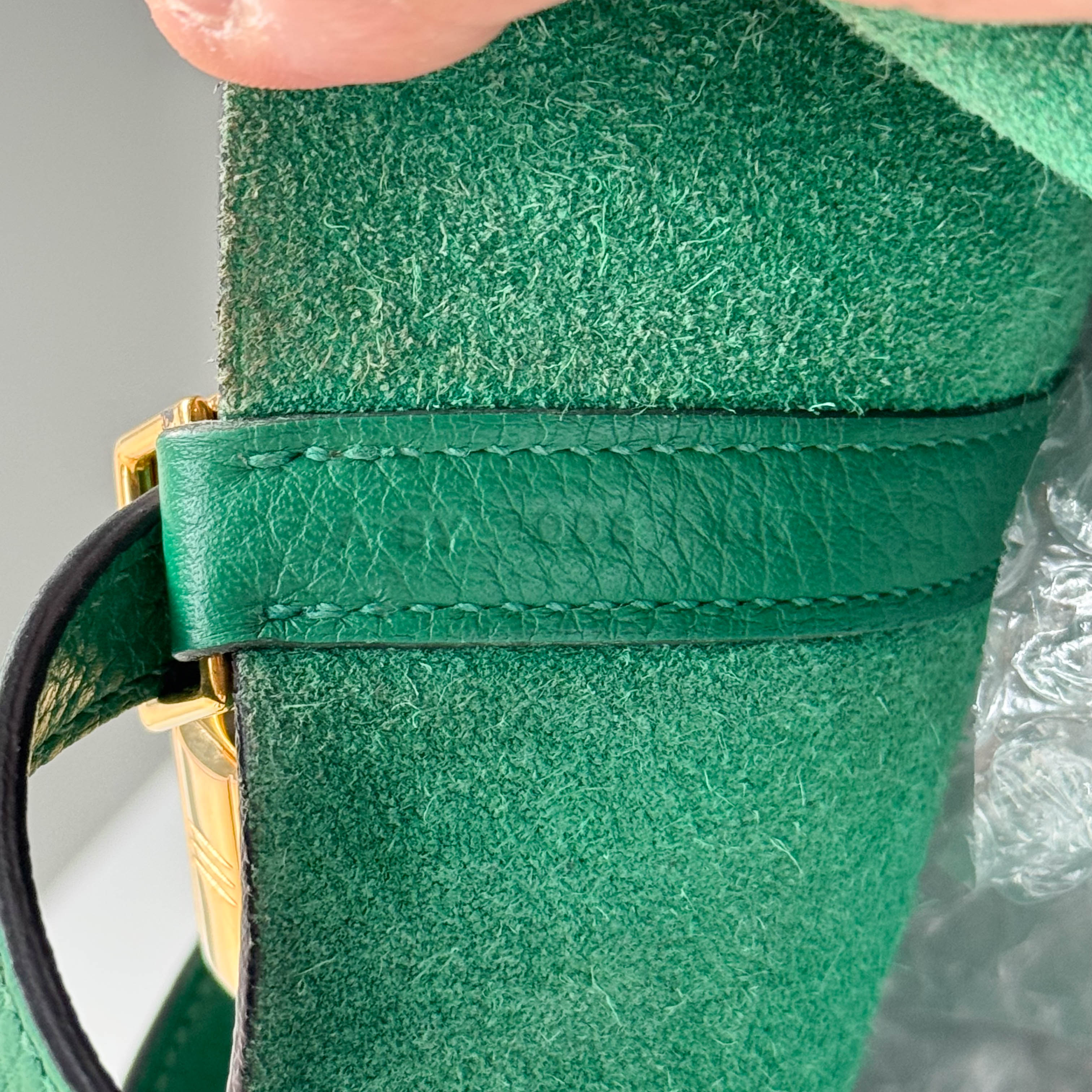 Picotin Lock 22 MM Taurillon Clemence Vert vertigo Gold hardware