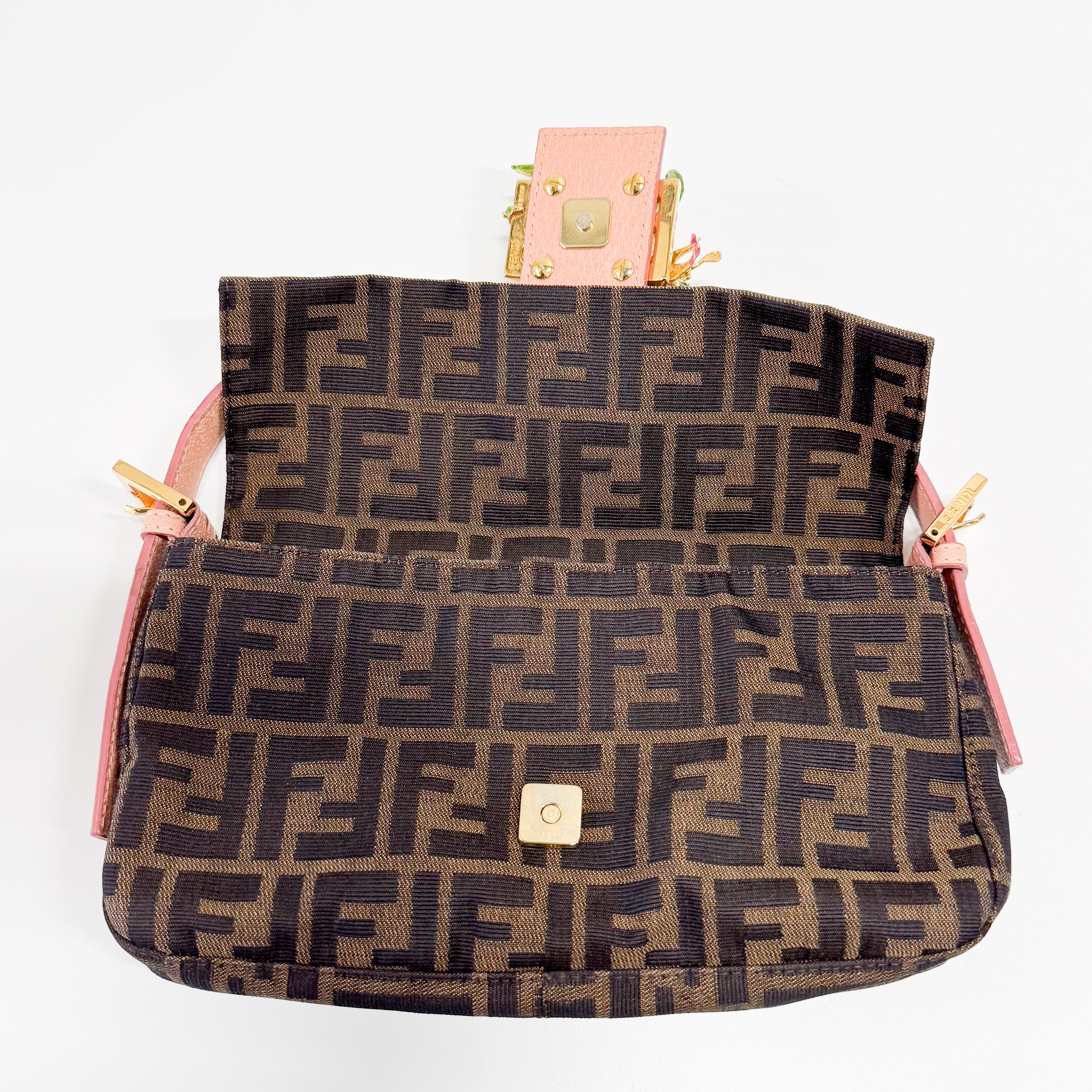 Zucca Baguette with Crystal Flower Shoulder Bag