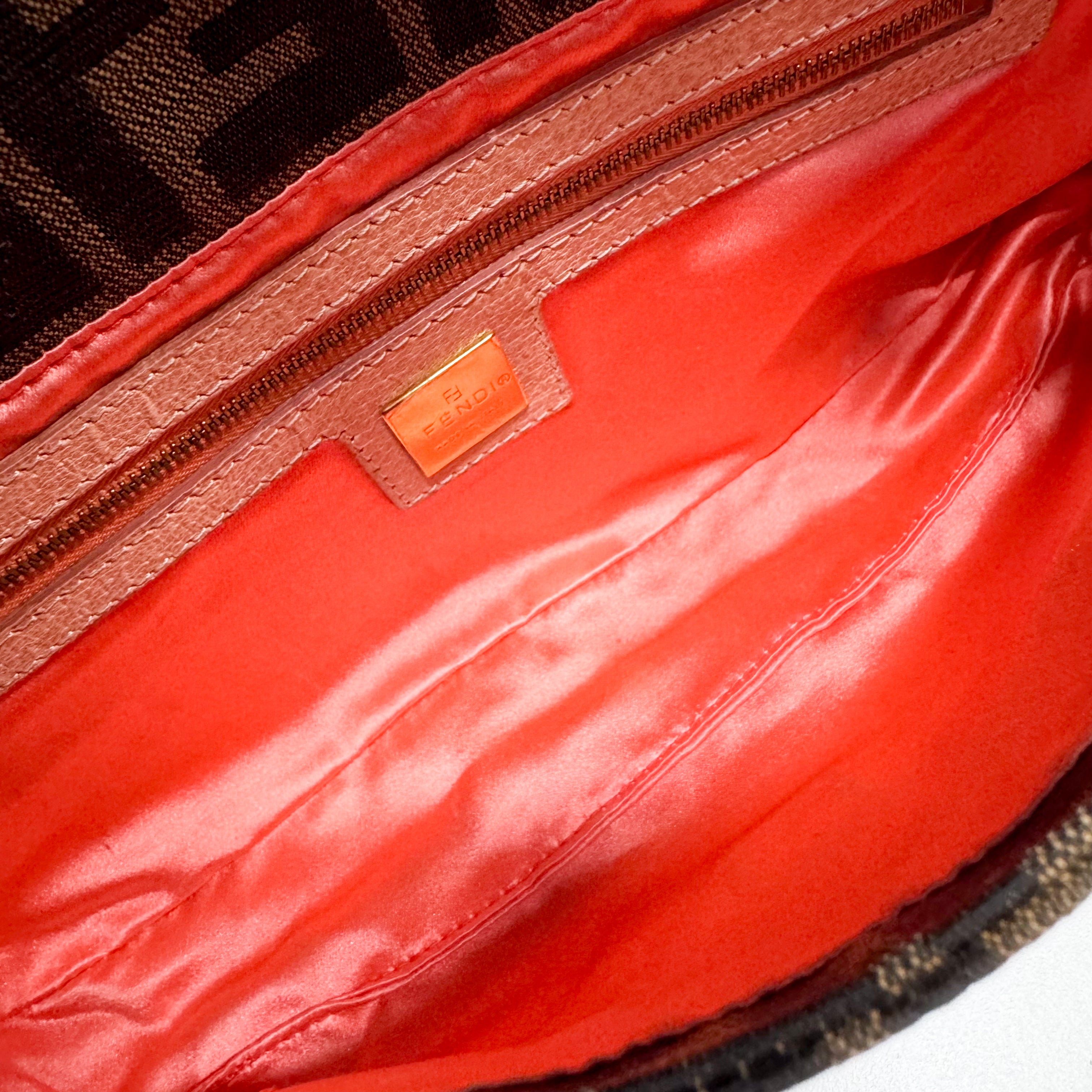 Zucca Baguette with Crystal Flower Shoulder Bag