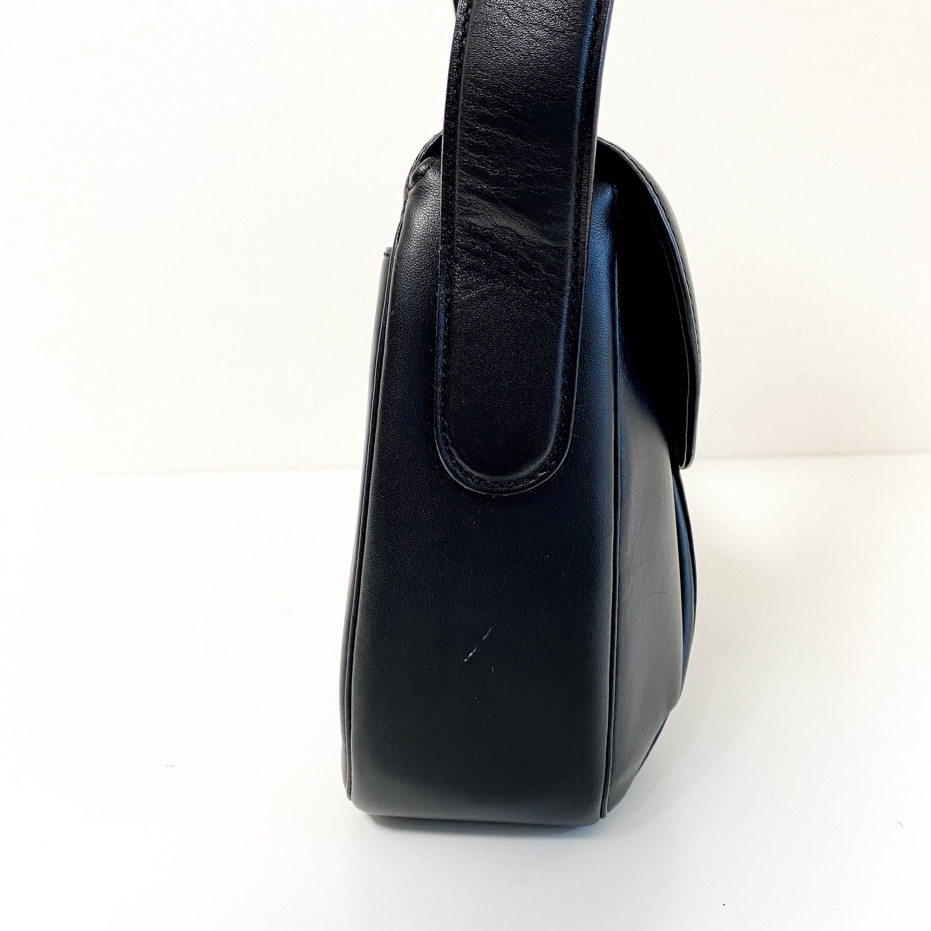 Panthère Black Leather Crossbody Bag