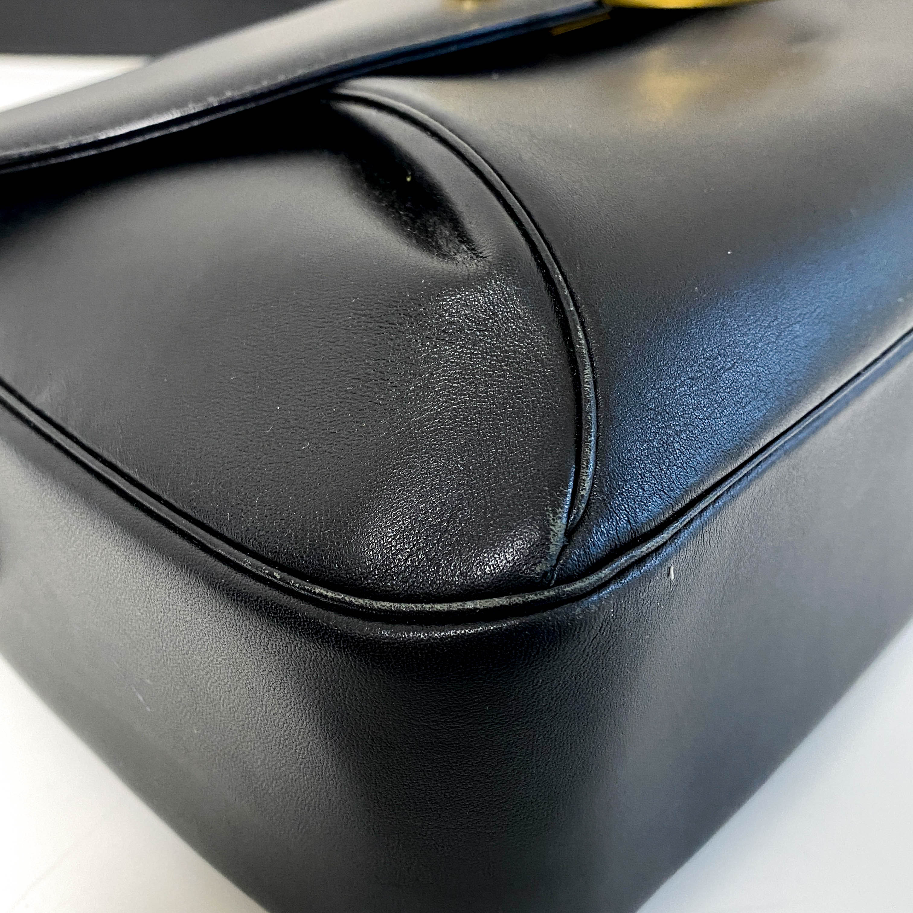 Panthère Black Leather Crossbody Bag