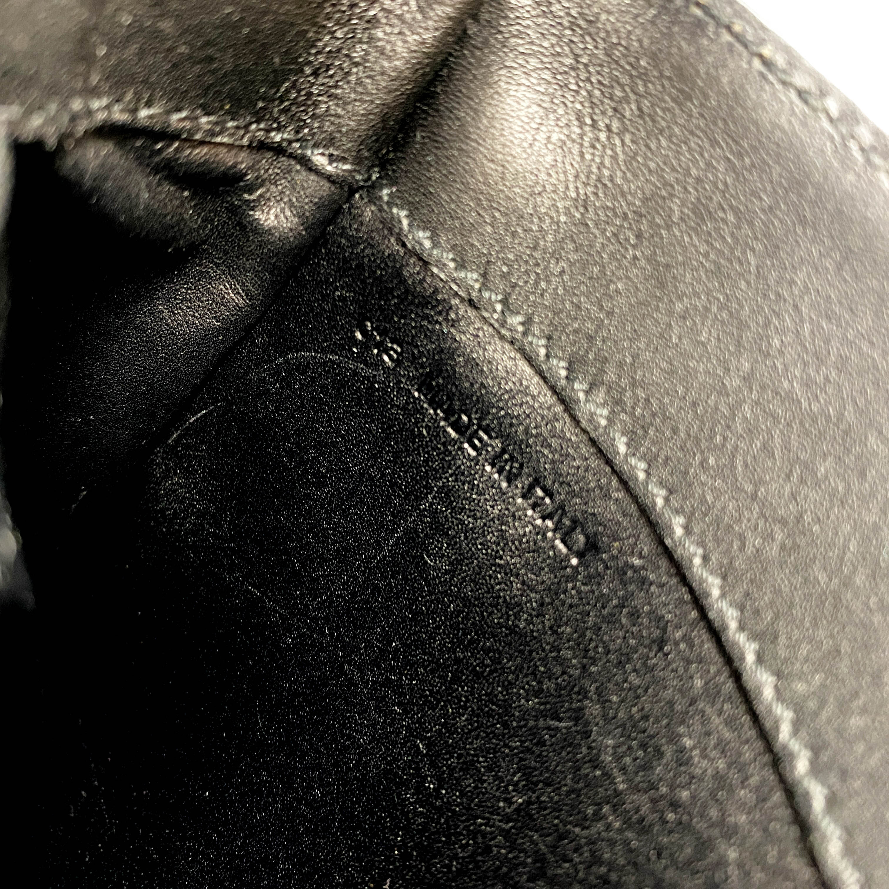 Panthère Black Leather Crossbody Bag