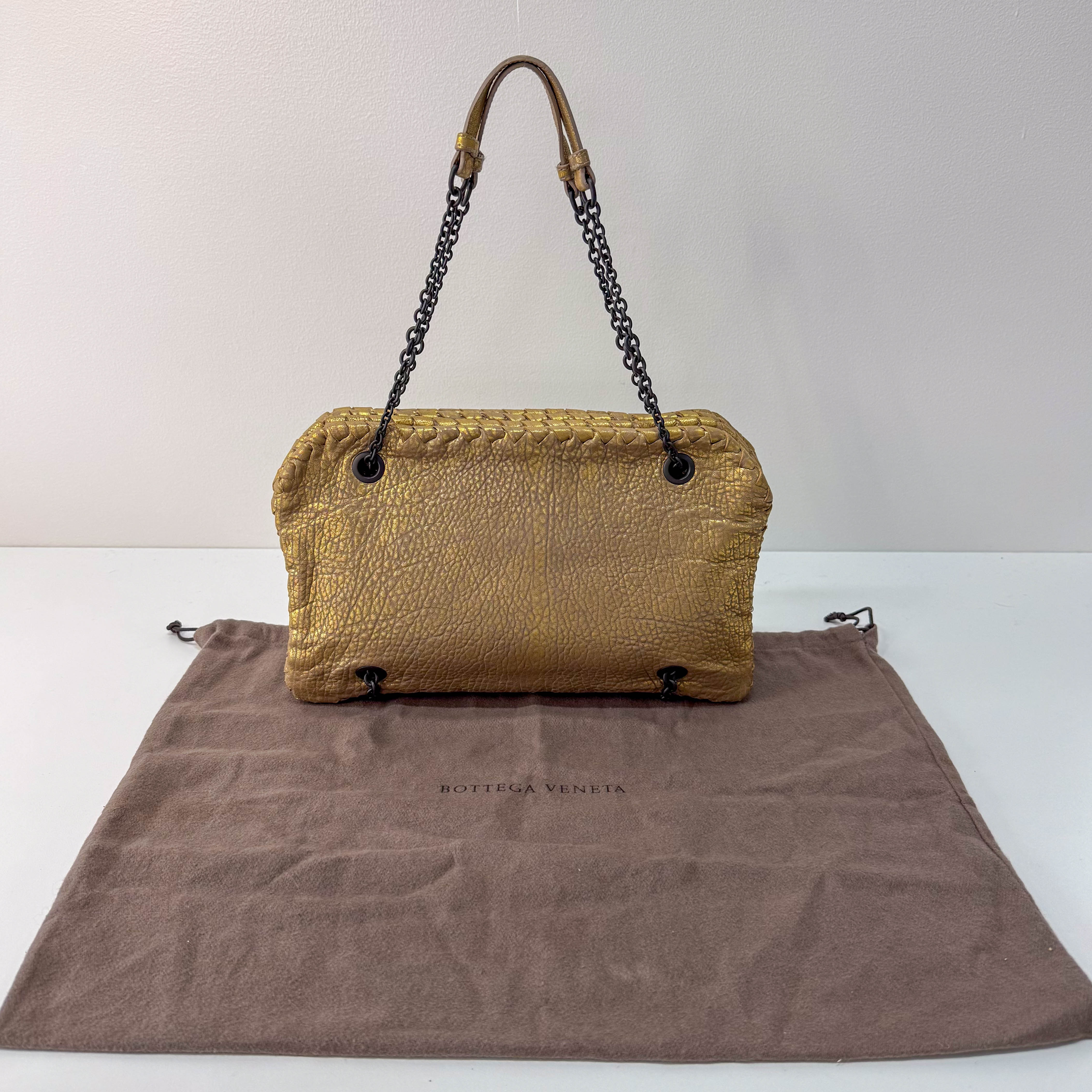 Intrecciato Gold Leather Chain Shoulder Bag