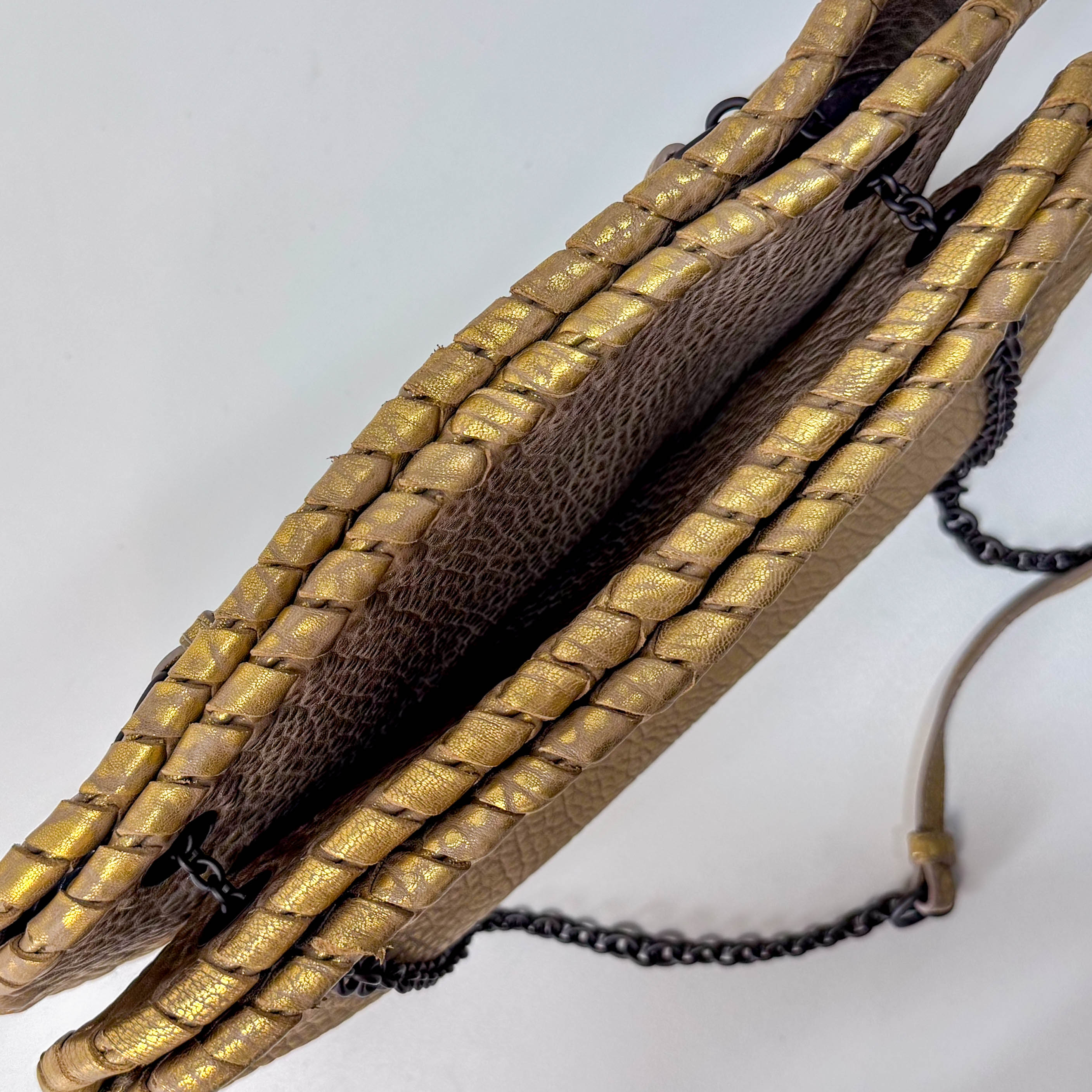 Intrecciato Gold Leather Chain Shoulder Bag