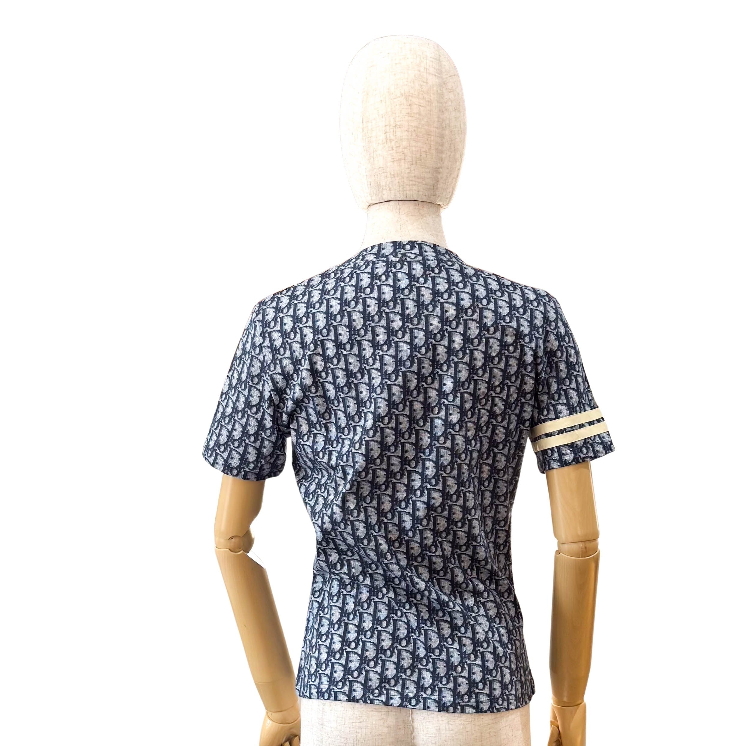 Vintage Navy Trotter T-Shirt SIZE 8