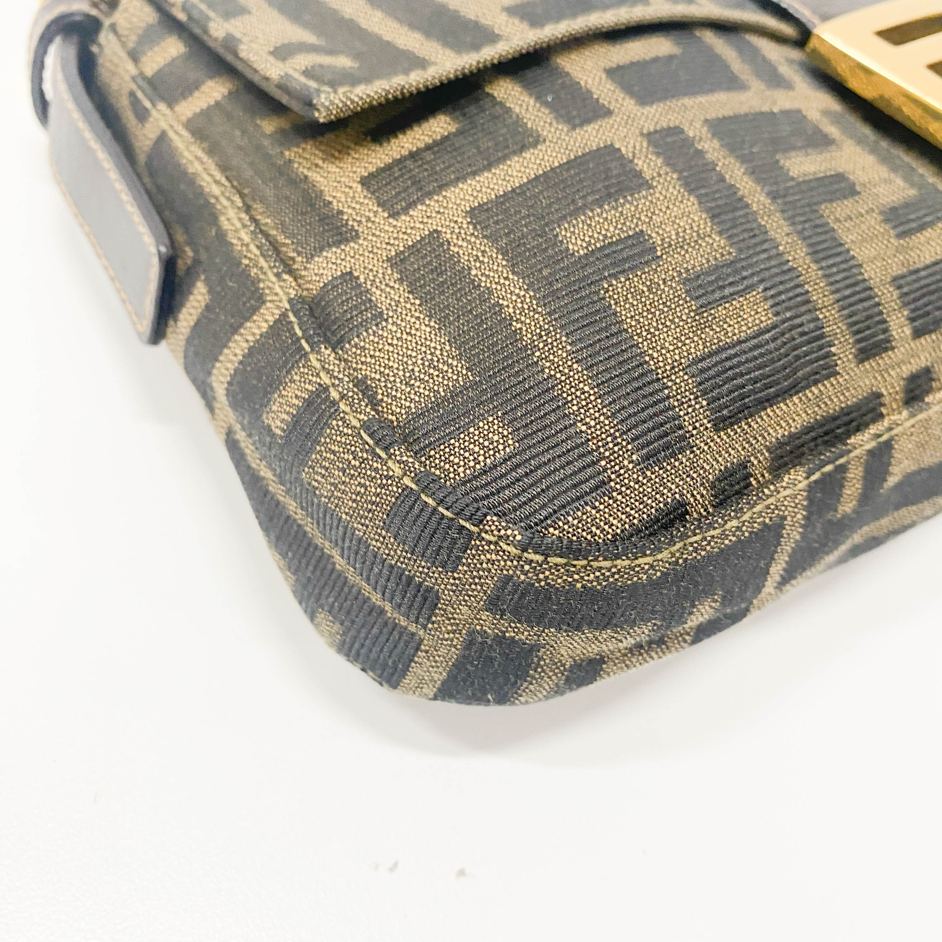 Zucca Baguette Brown Coated Canvas Shoulder Bag