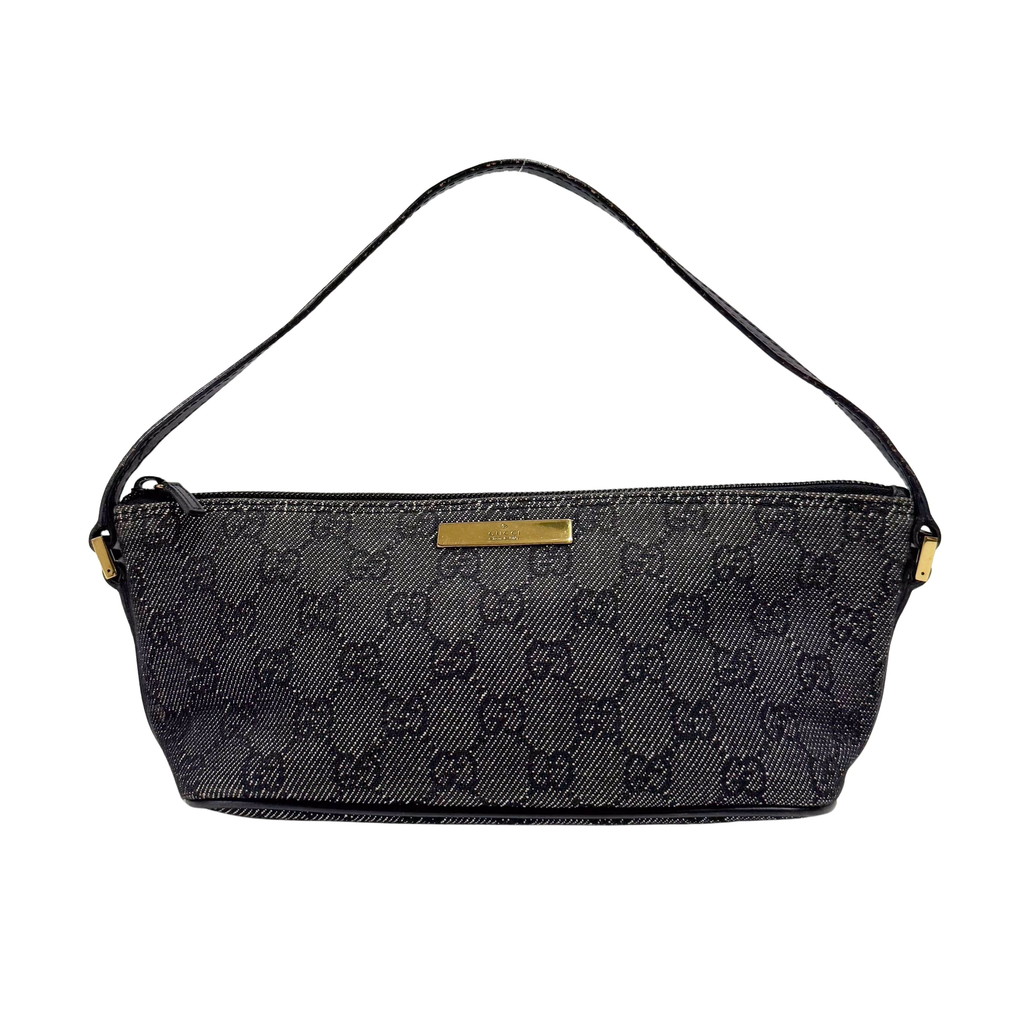 GG Canvas Black Shoulder Bag