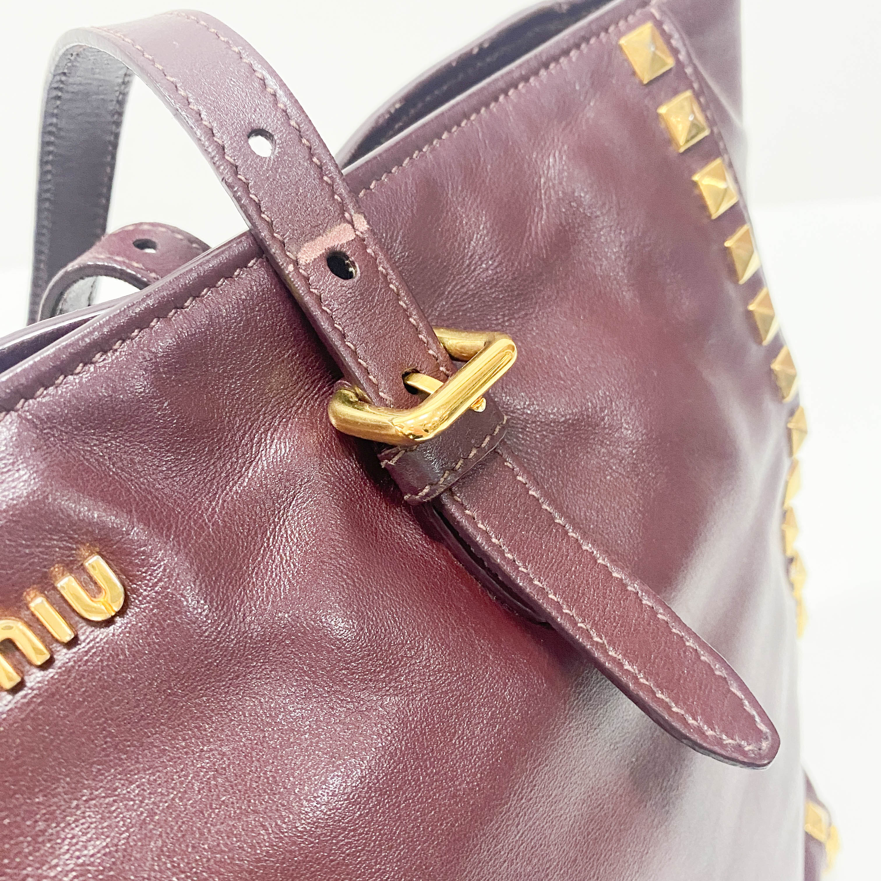 Burgundy Leather Studs Shoulder Bag