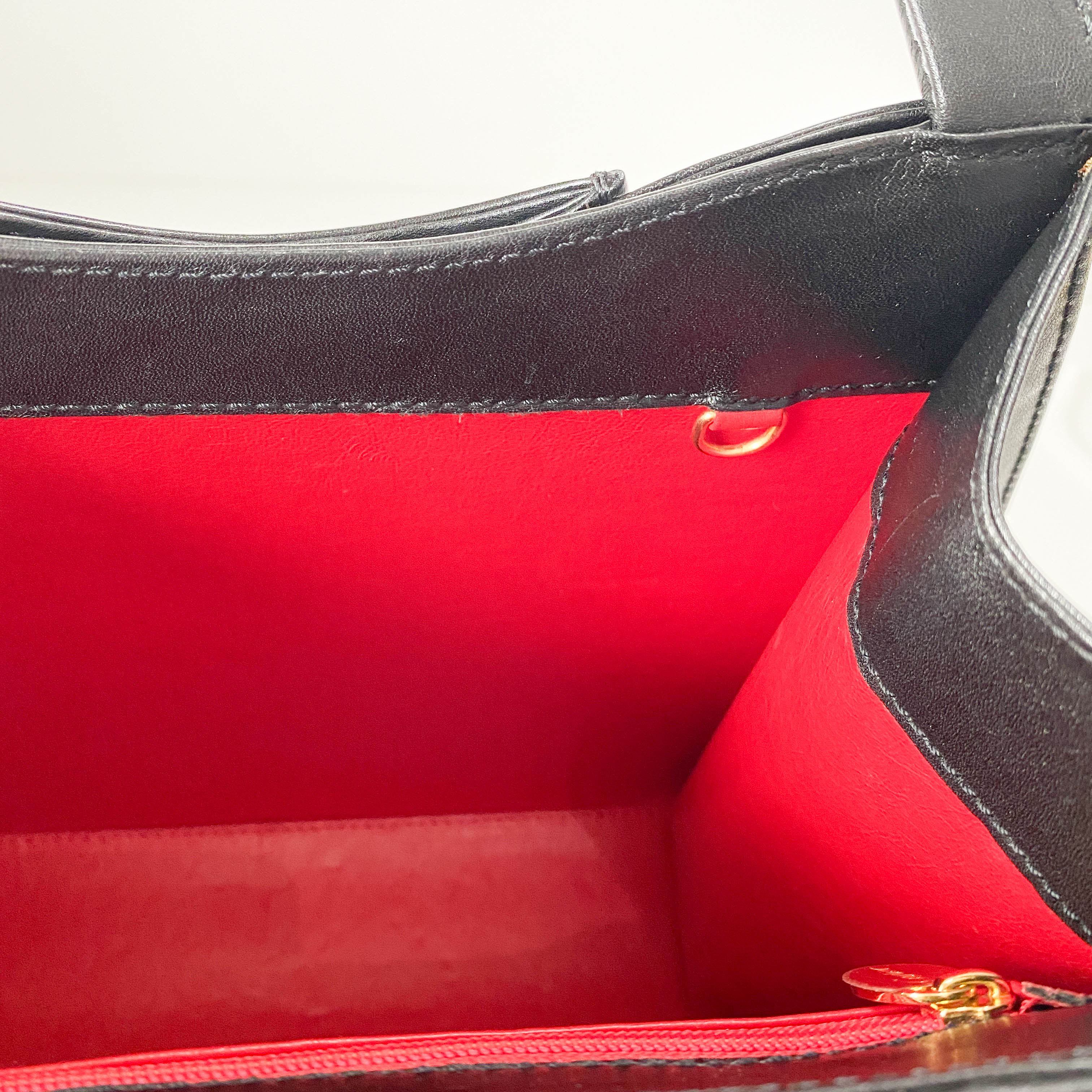 Panthère Black Leather Handbag