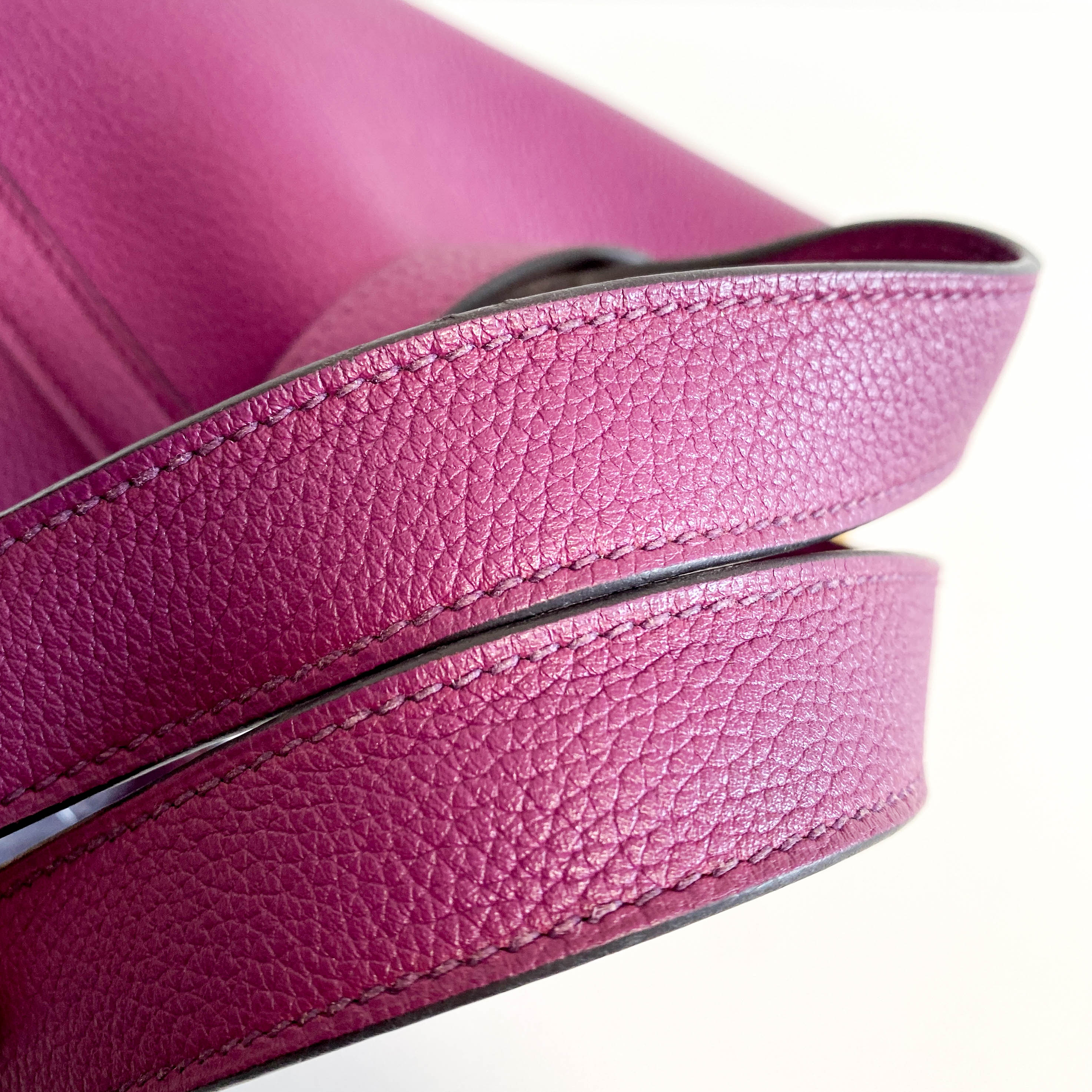 Picotin Lock PM Purple Taurillon Maulice Leather / Gold Hardware