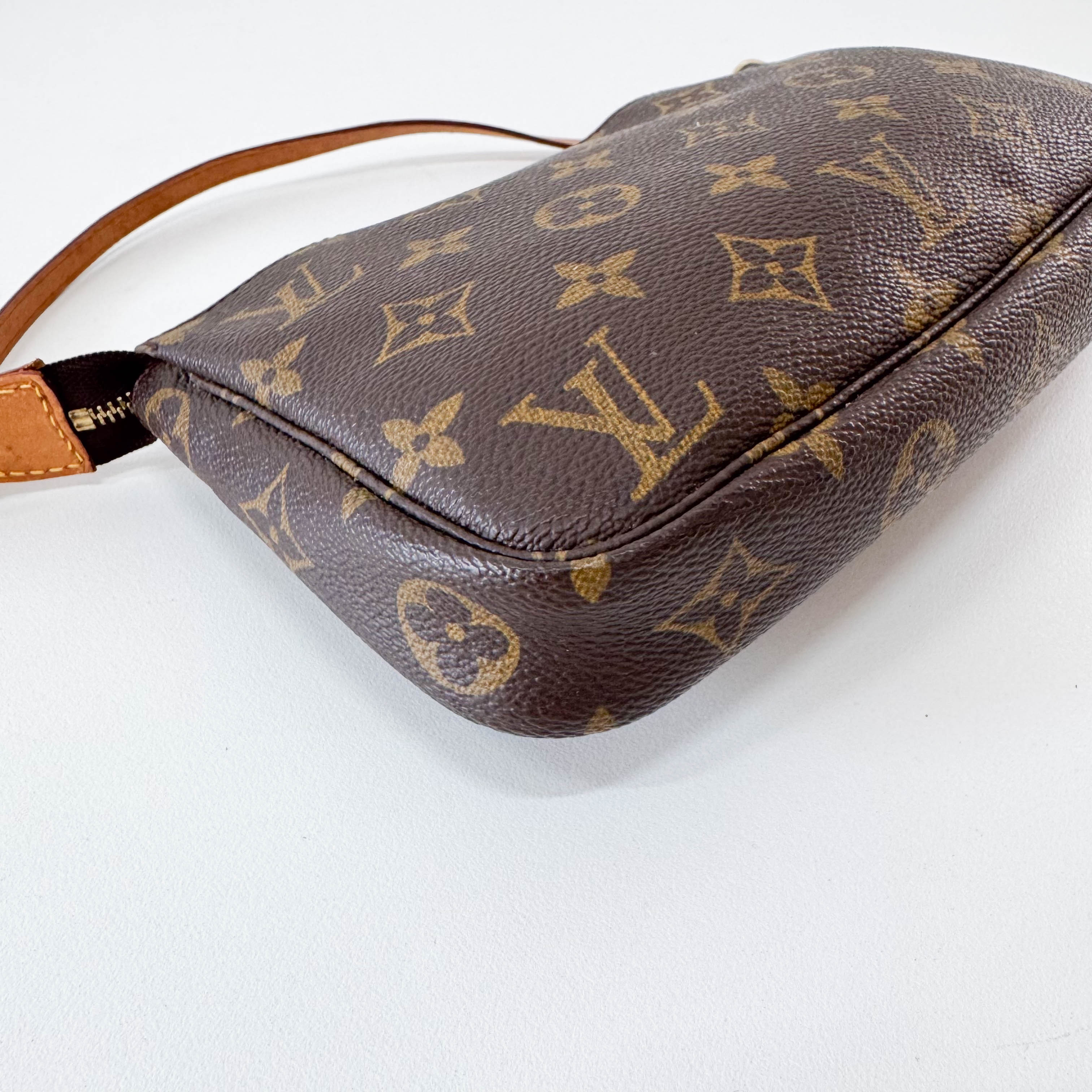 Monogram Pochette Accesoire Shoulder Bag