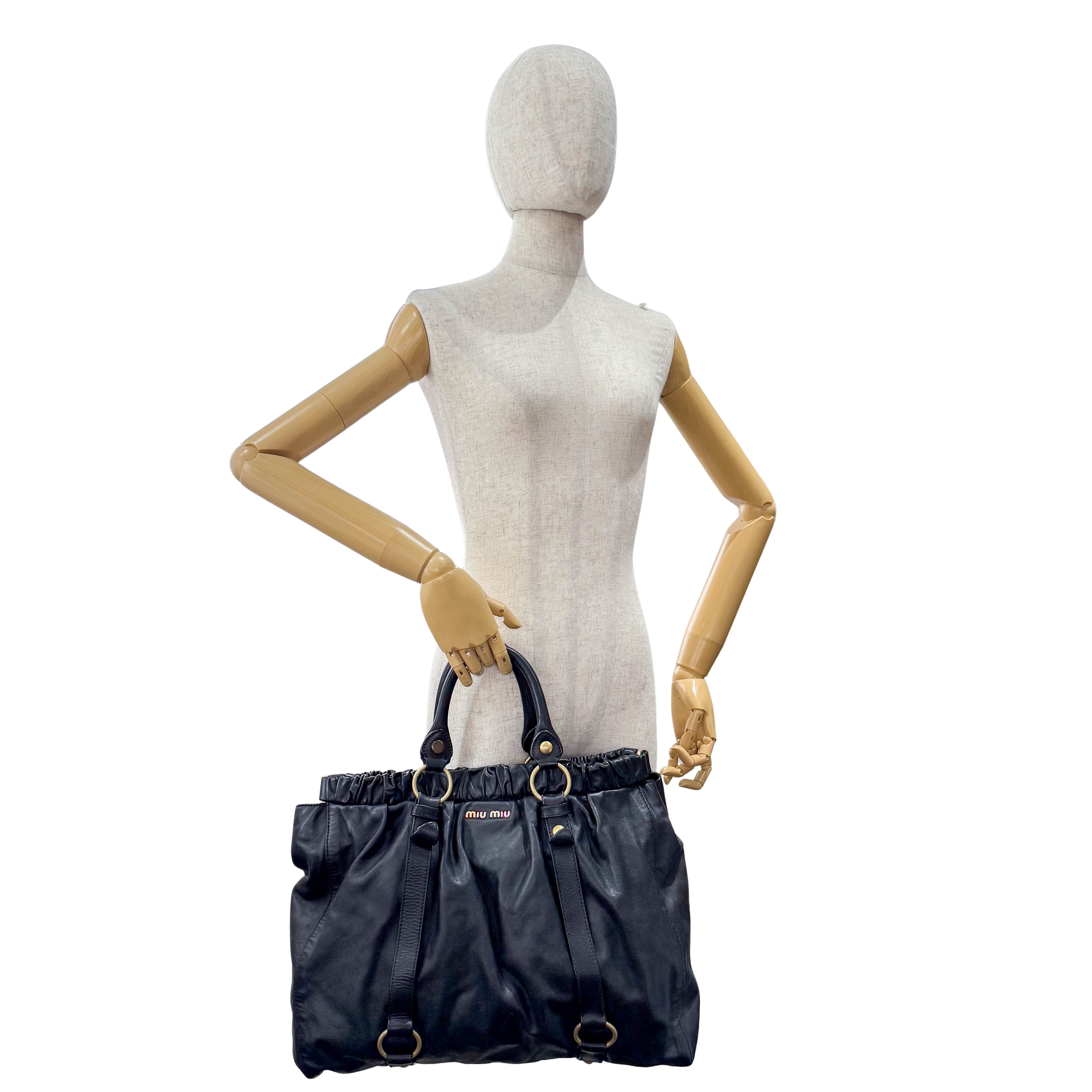Matelassé Black Leather Shoulder Bag
