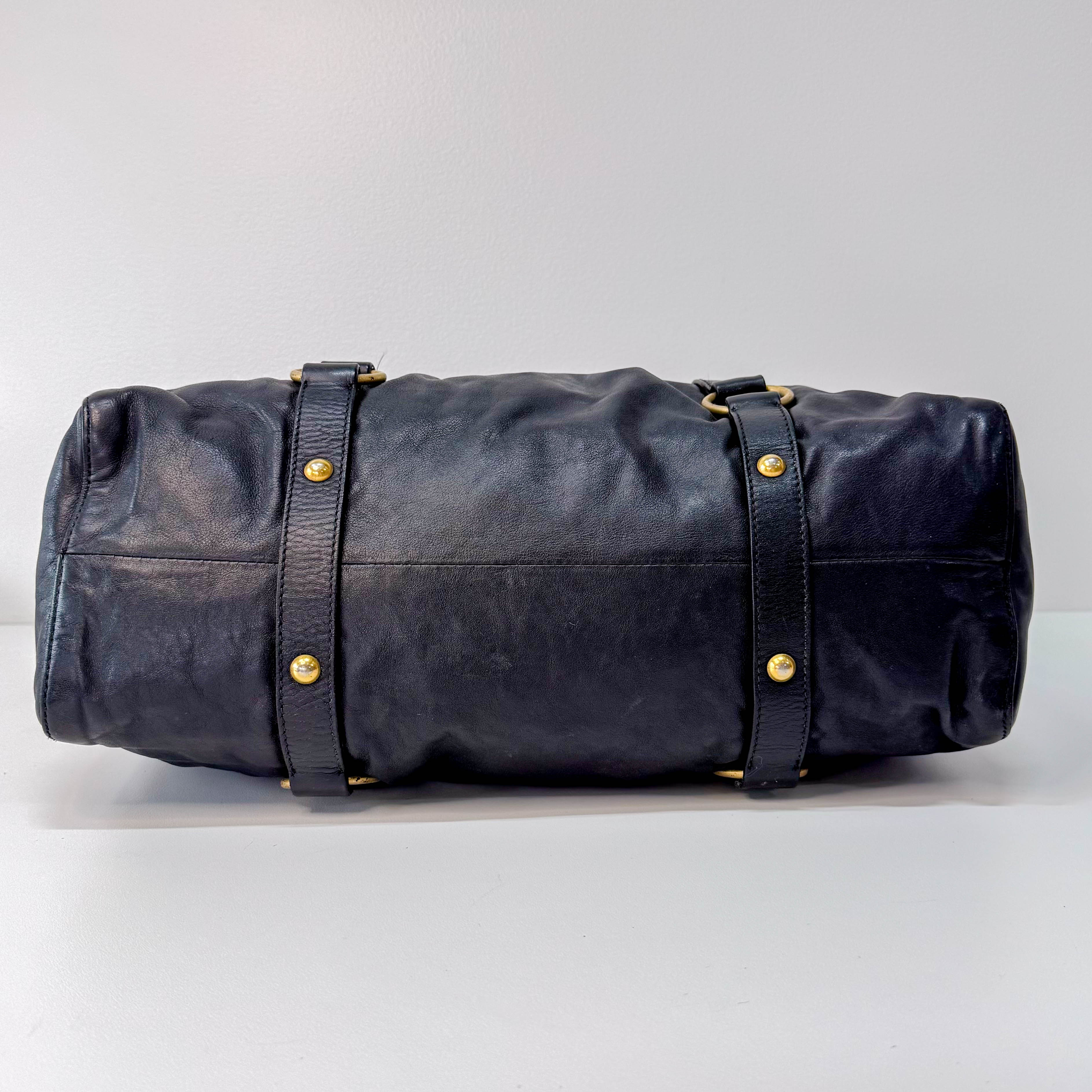 Matelassé Black Leather Shoulder Bag