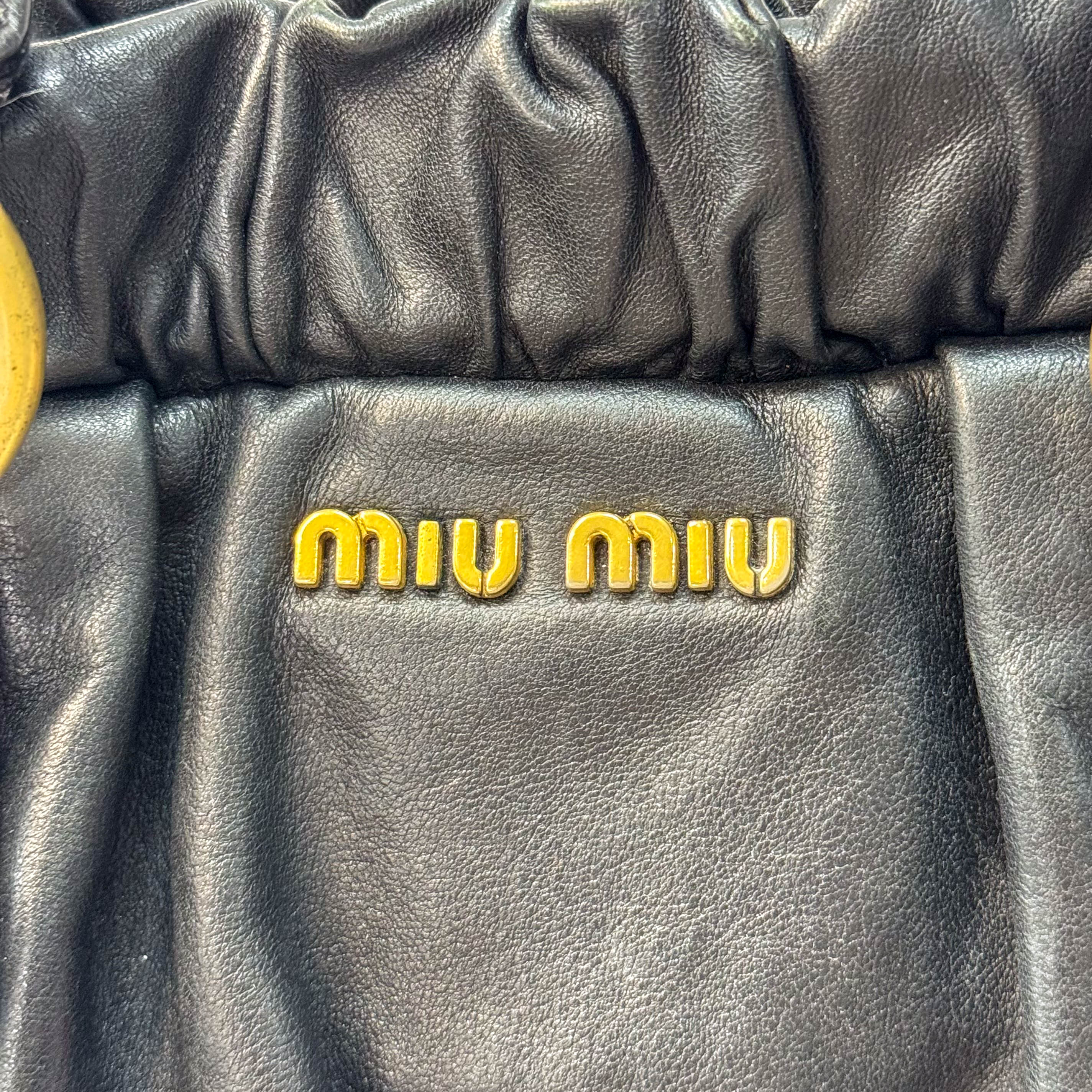 Matelassé Black Leather Shoulder Bag