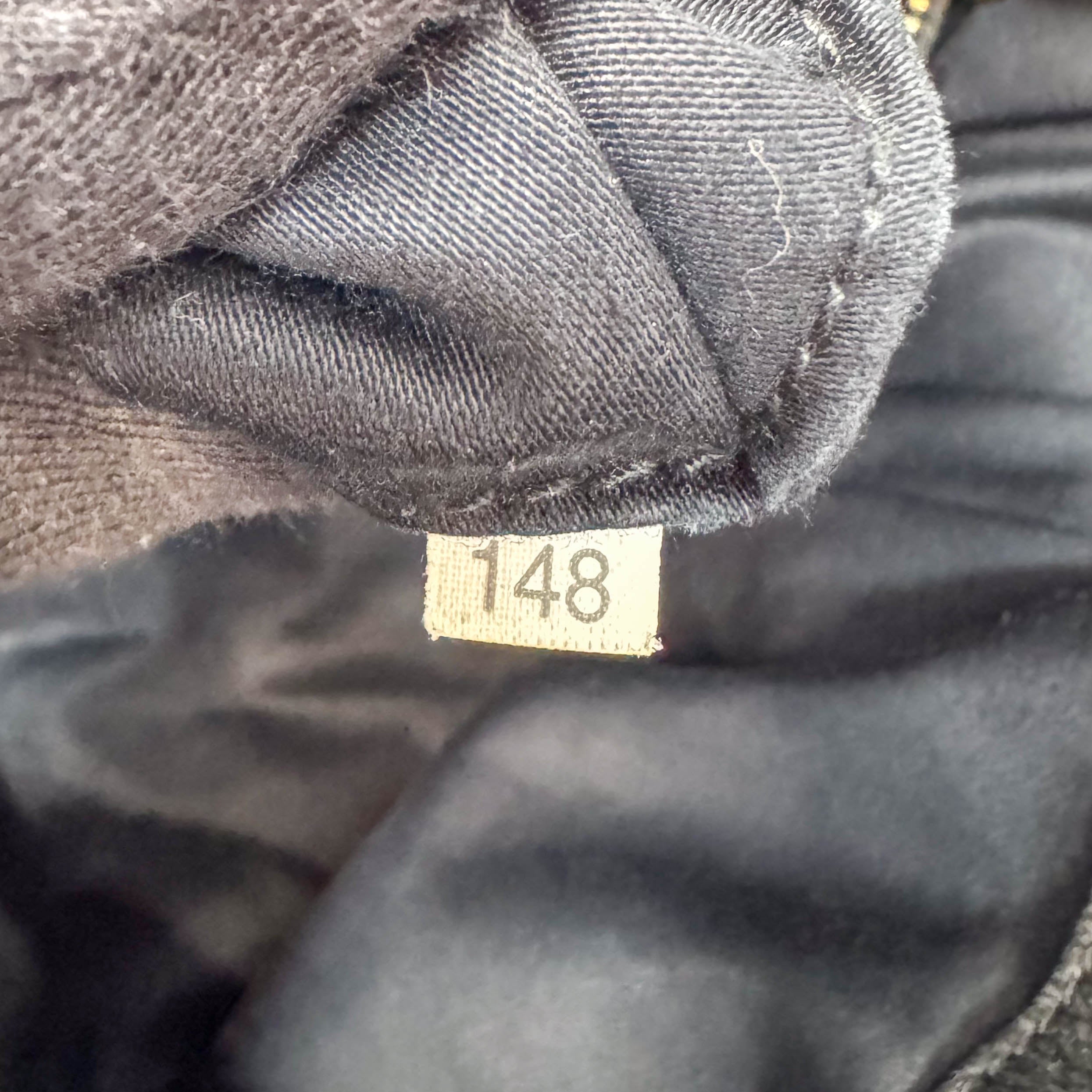 Matelassé Black Leather Shoulder Bag