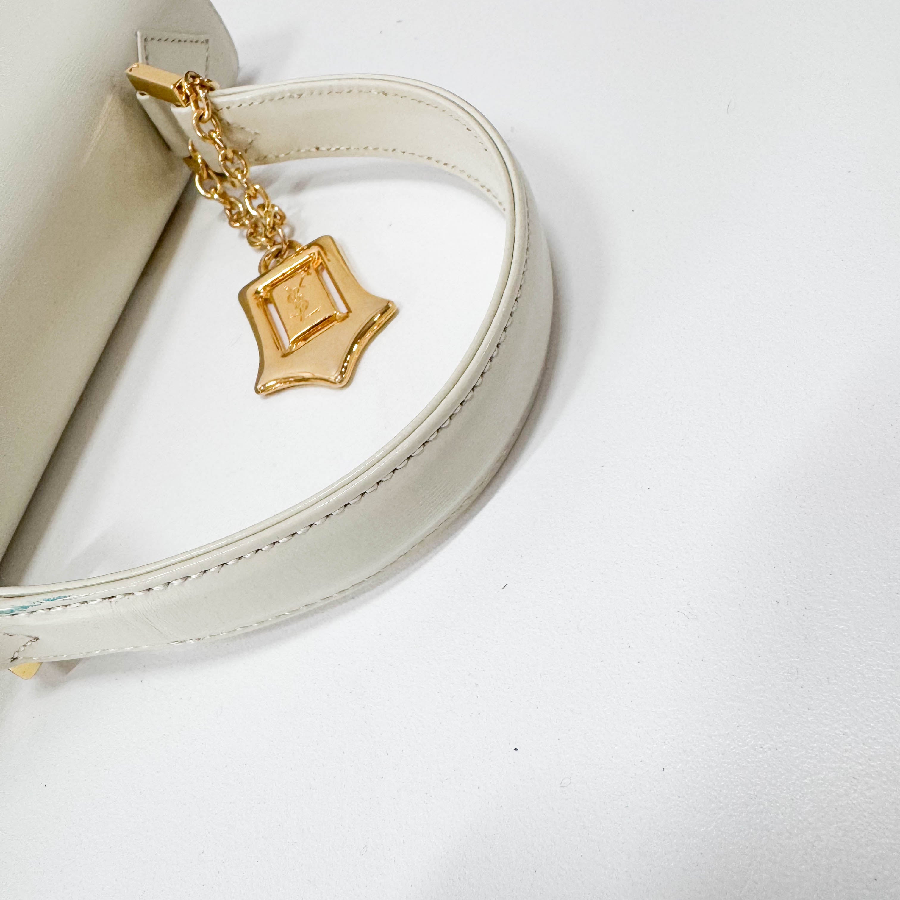 Vintage White Leather Handbag