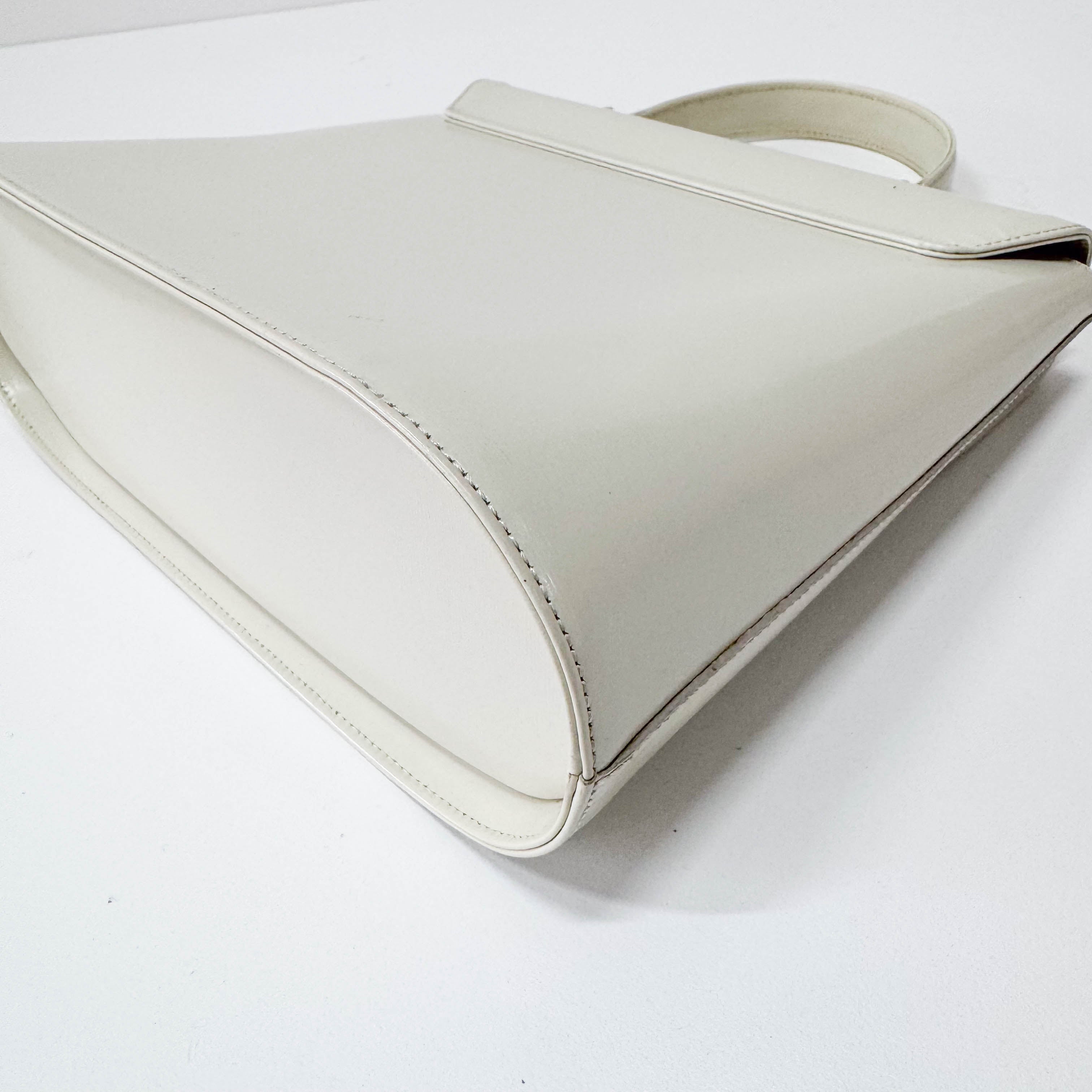 Vintage White Leather Handbag