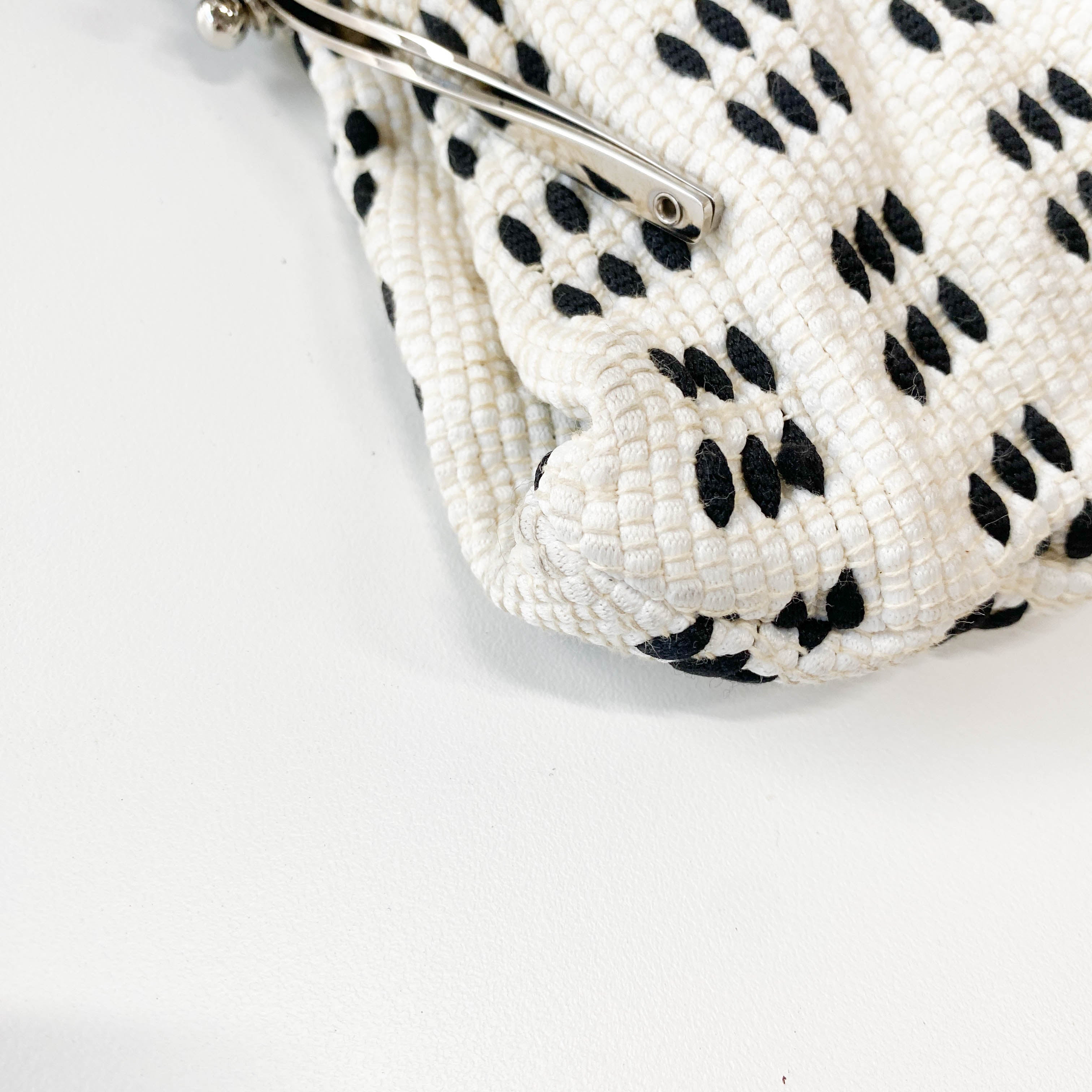 Black and White Kiss Lock Purse