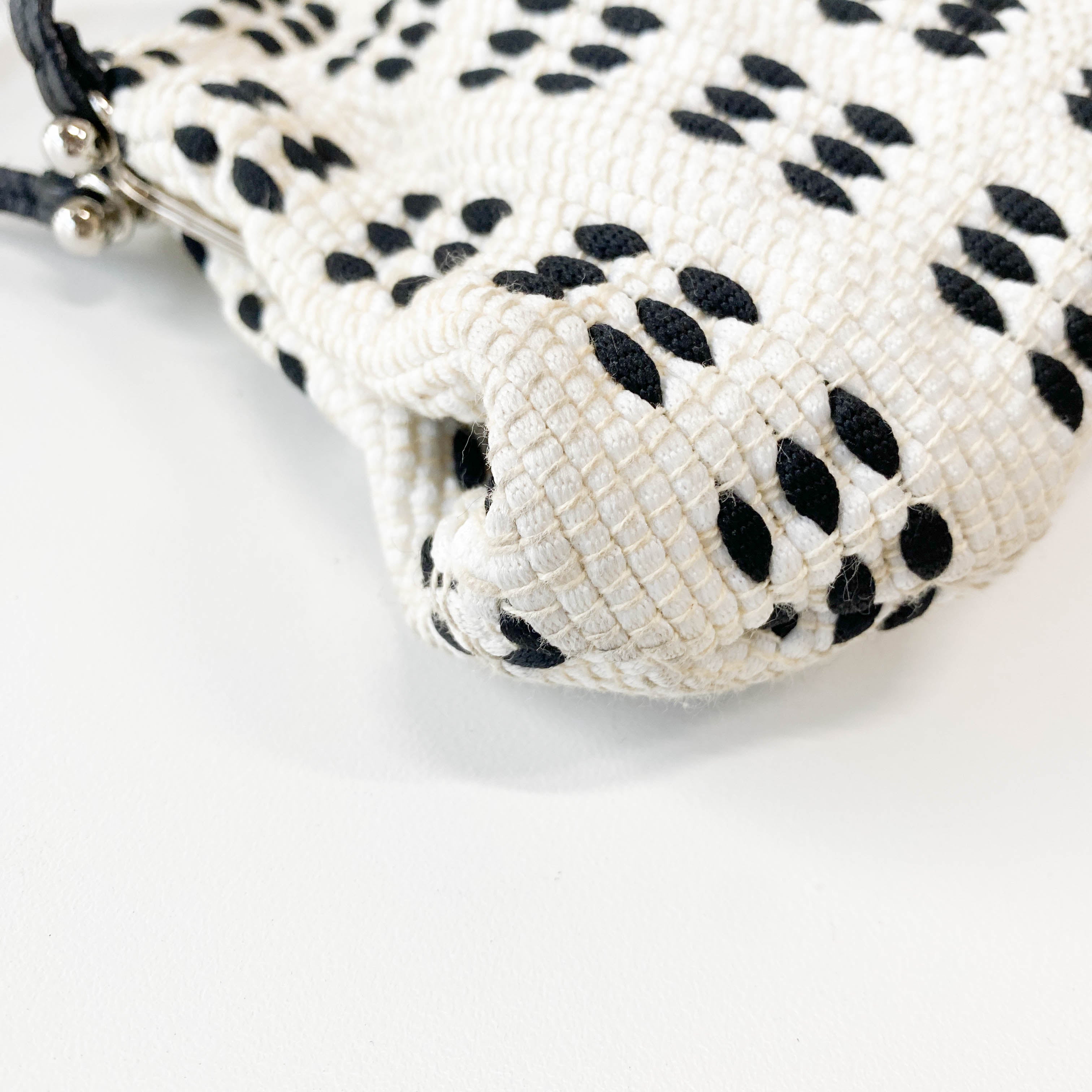 Black and White Kiss Lock Purse