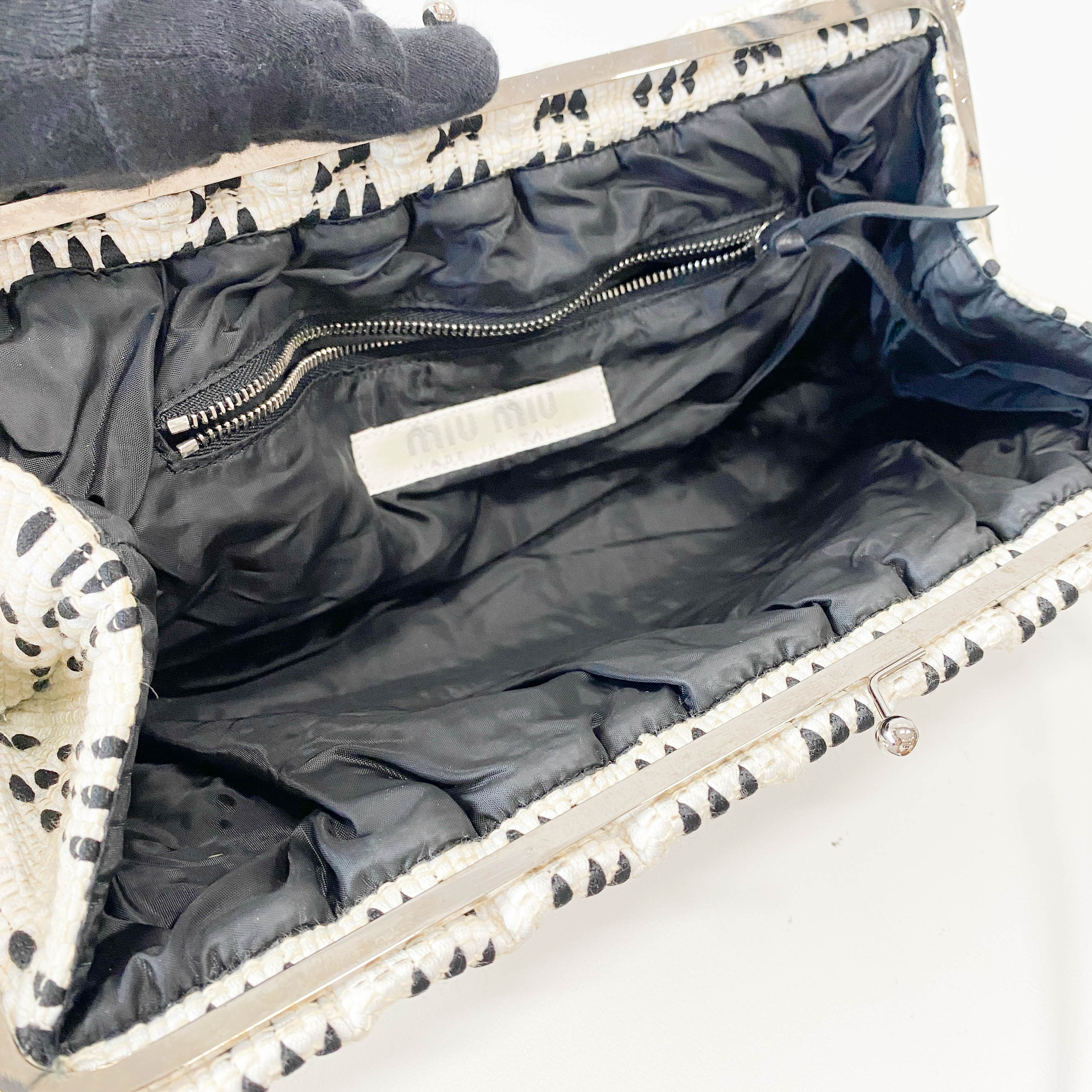 Black and White Kiss Lock Purse