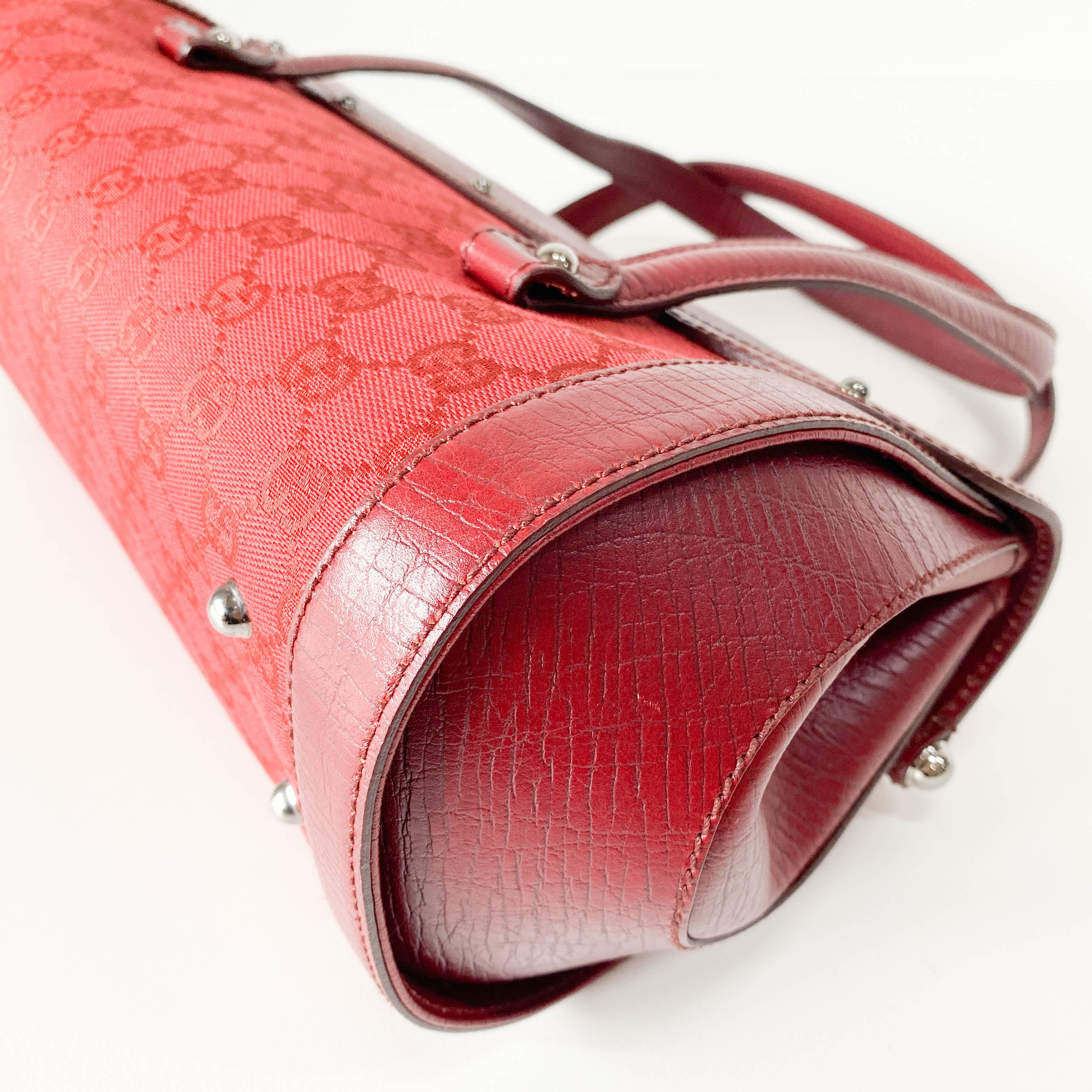 Bamboo GG Canvas & Leather Red Shoulder Bag