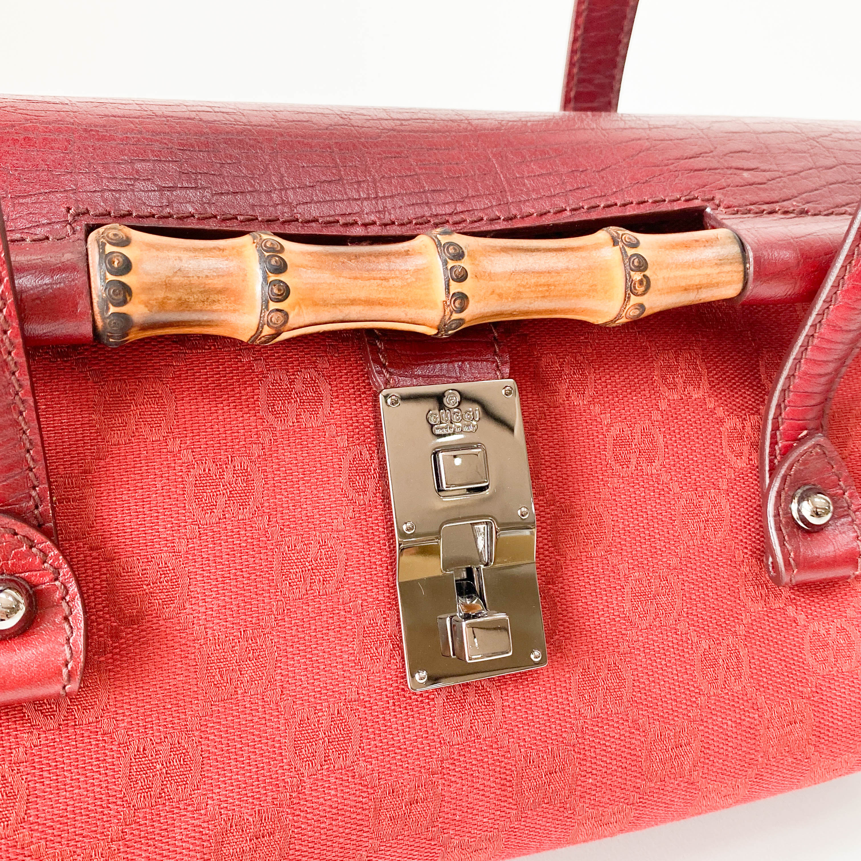 Bamboo GG Canvas & Leather Red Shoulder Bag