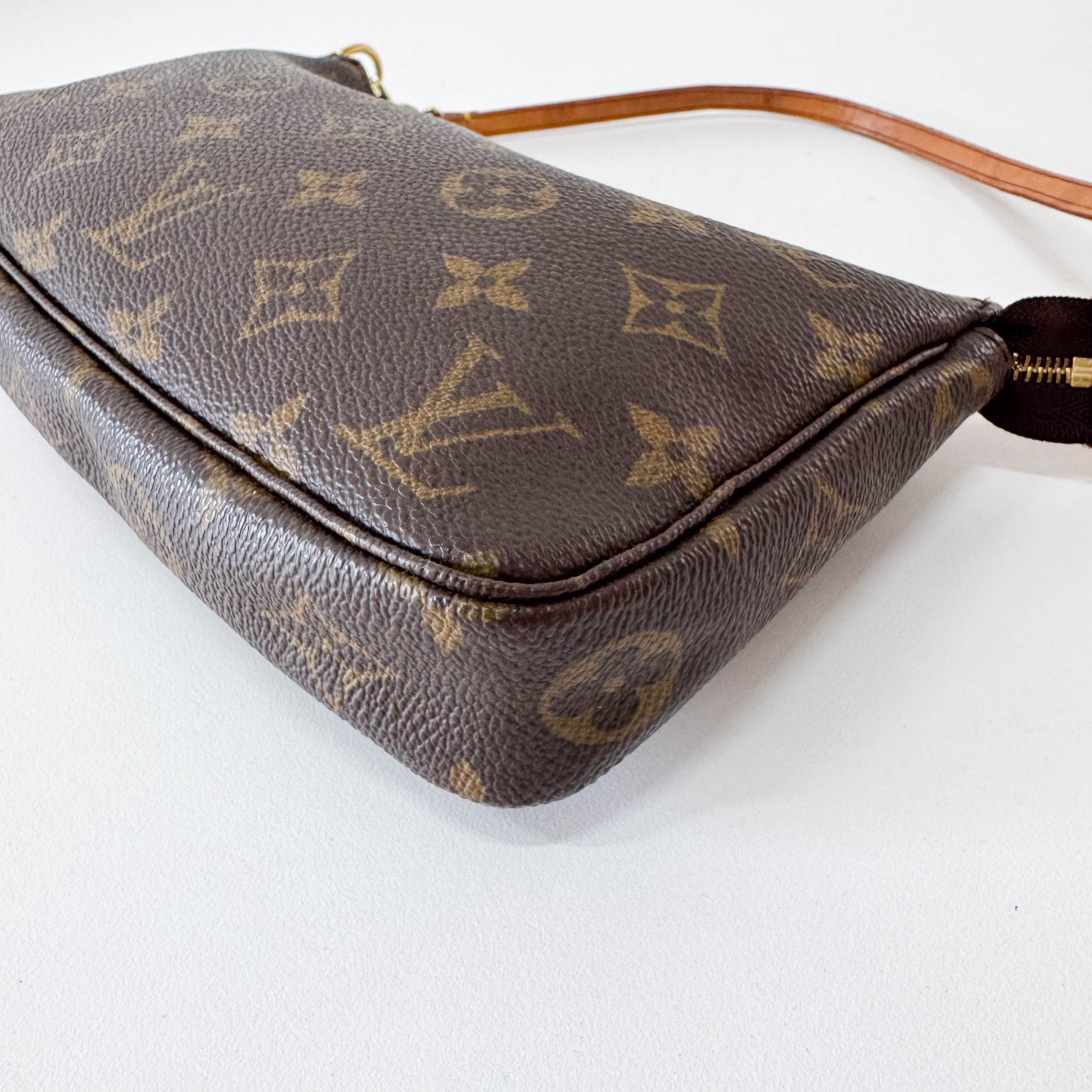 Monogram Pochette Accesoire Shoulder Bag
