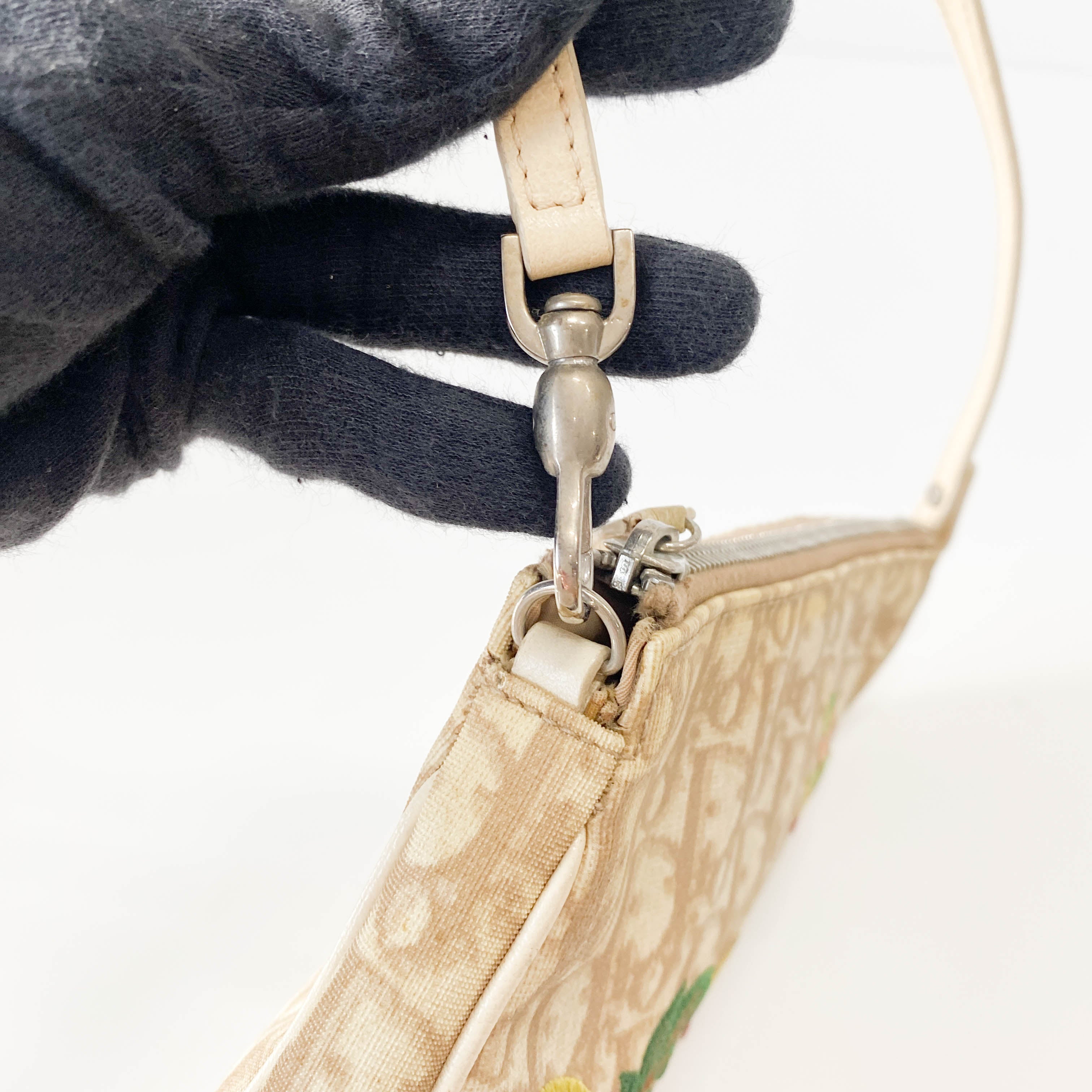 Trotter Nude Coated Canvas Red Flower Embroidery Saddle Bag