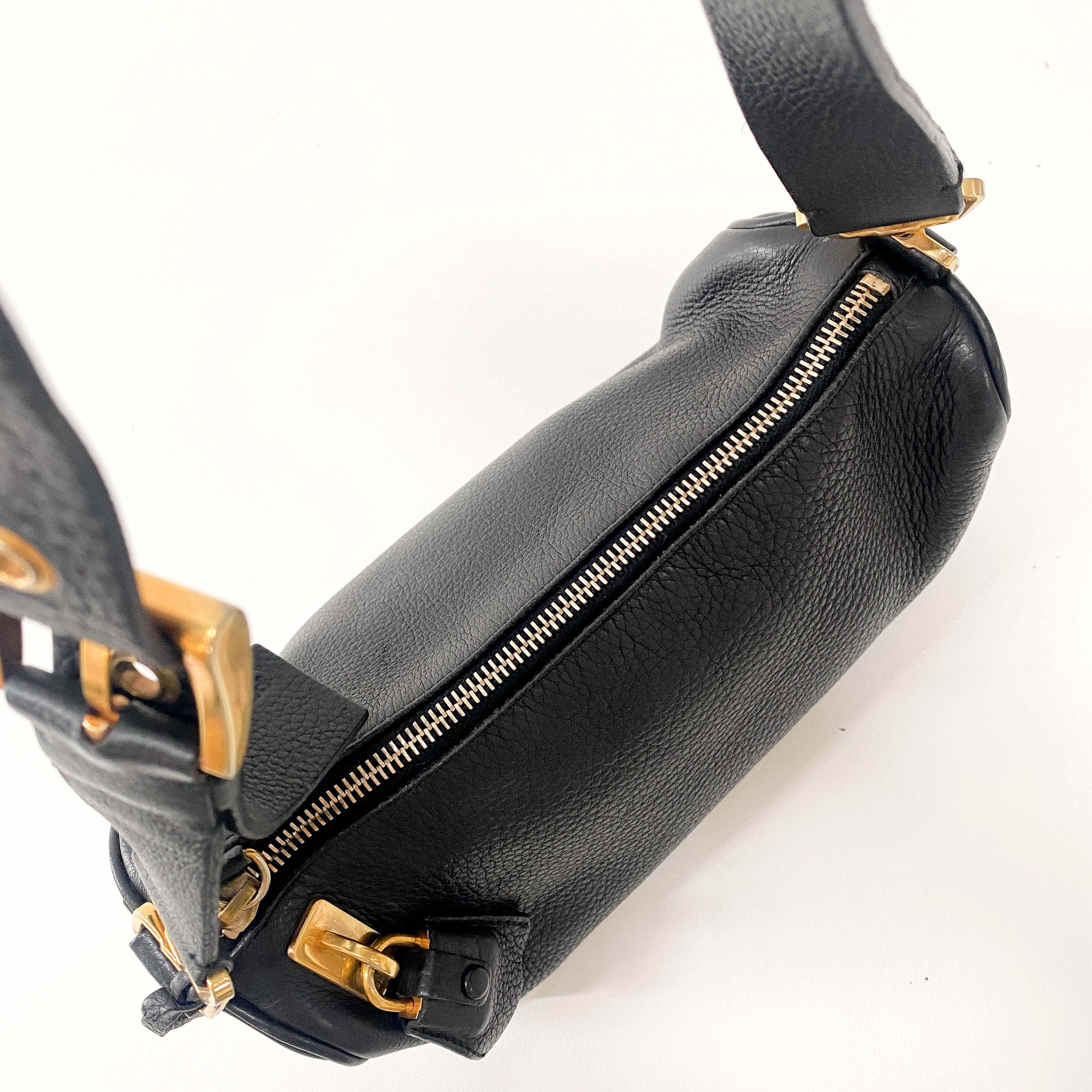 Daino Black Leather Shoulder Bag