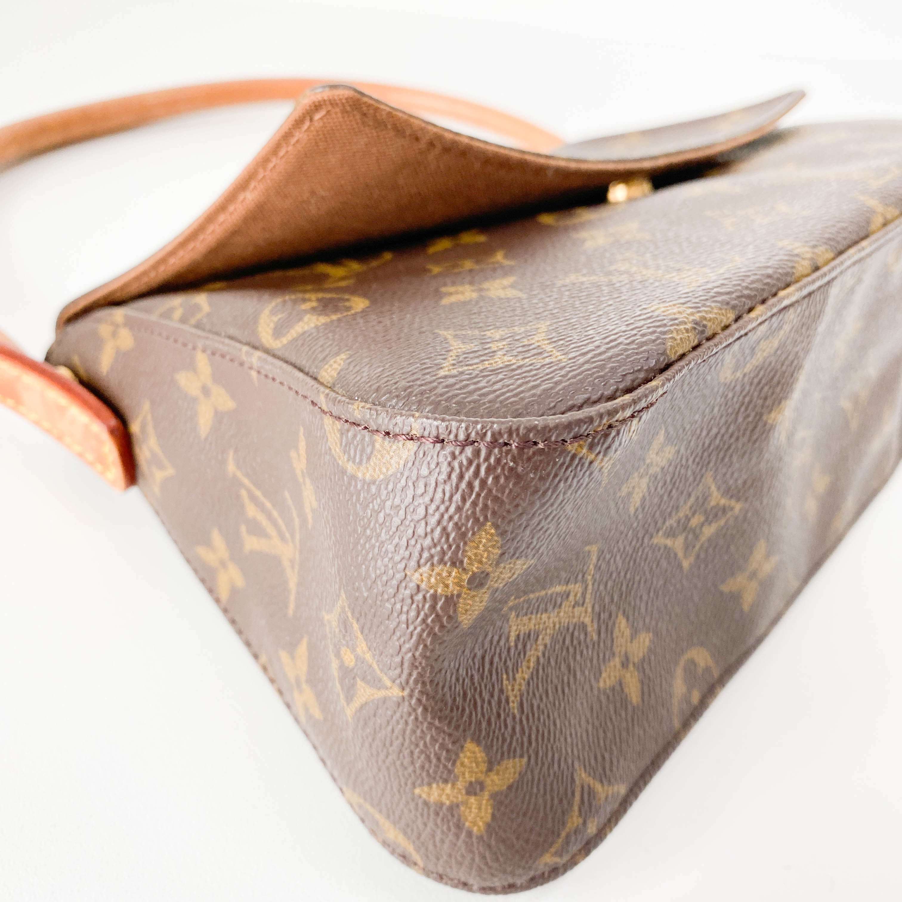 Monogram Mini Looping PM