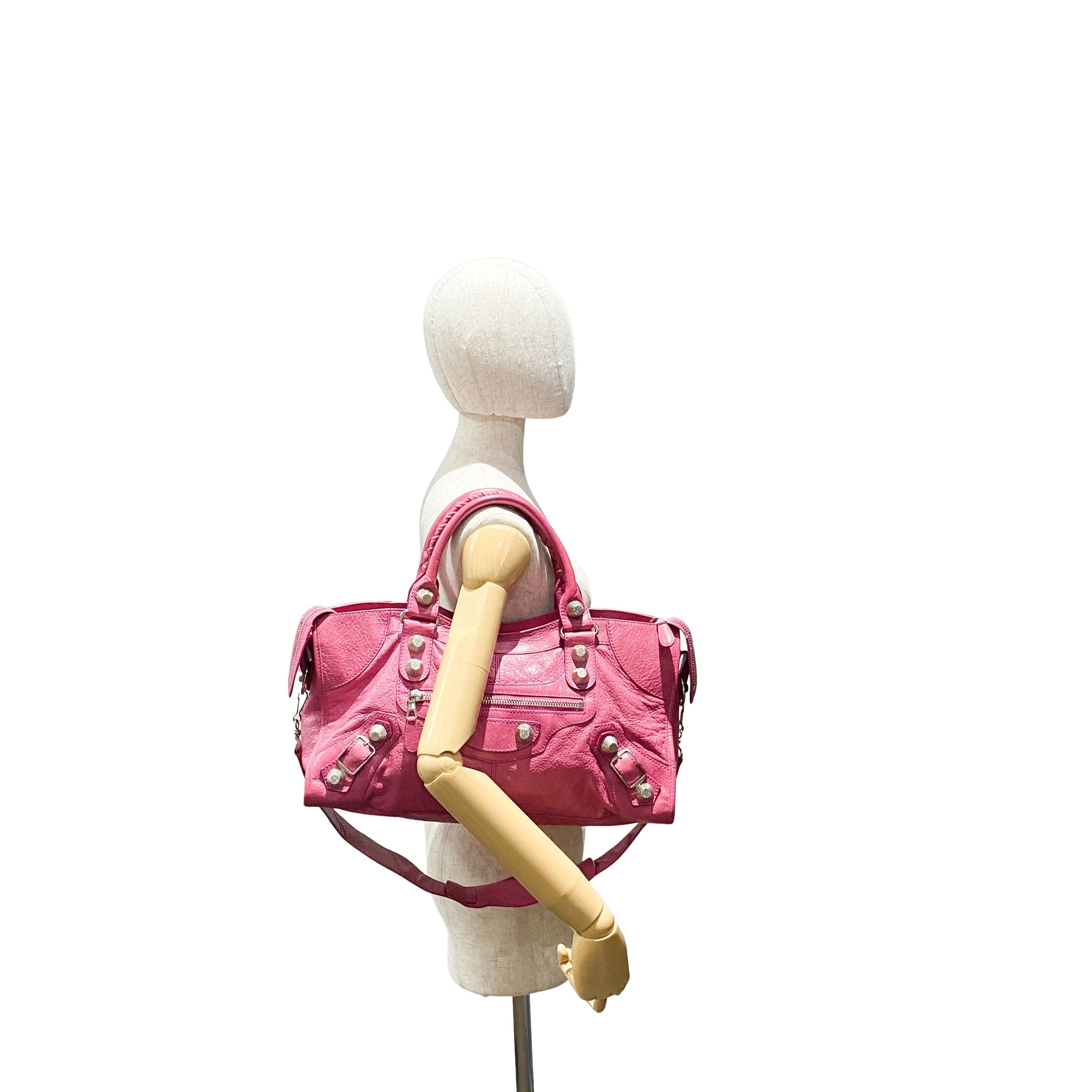 The City Pink Leather Shoulder Bag
