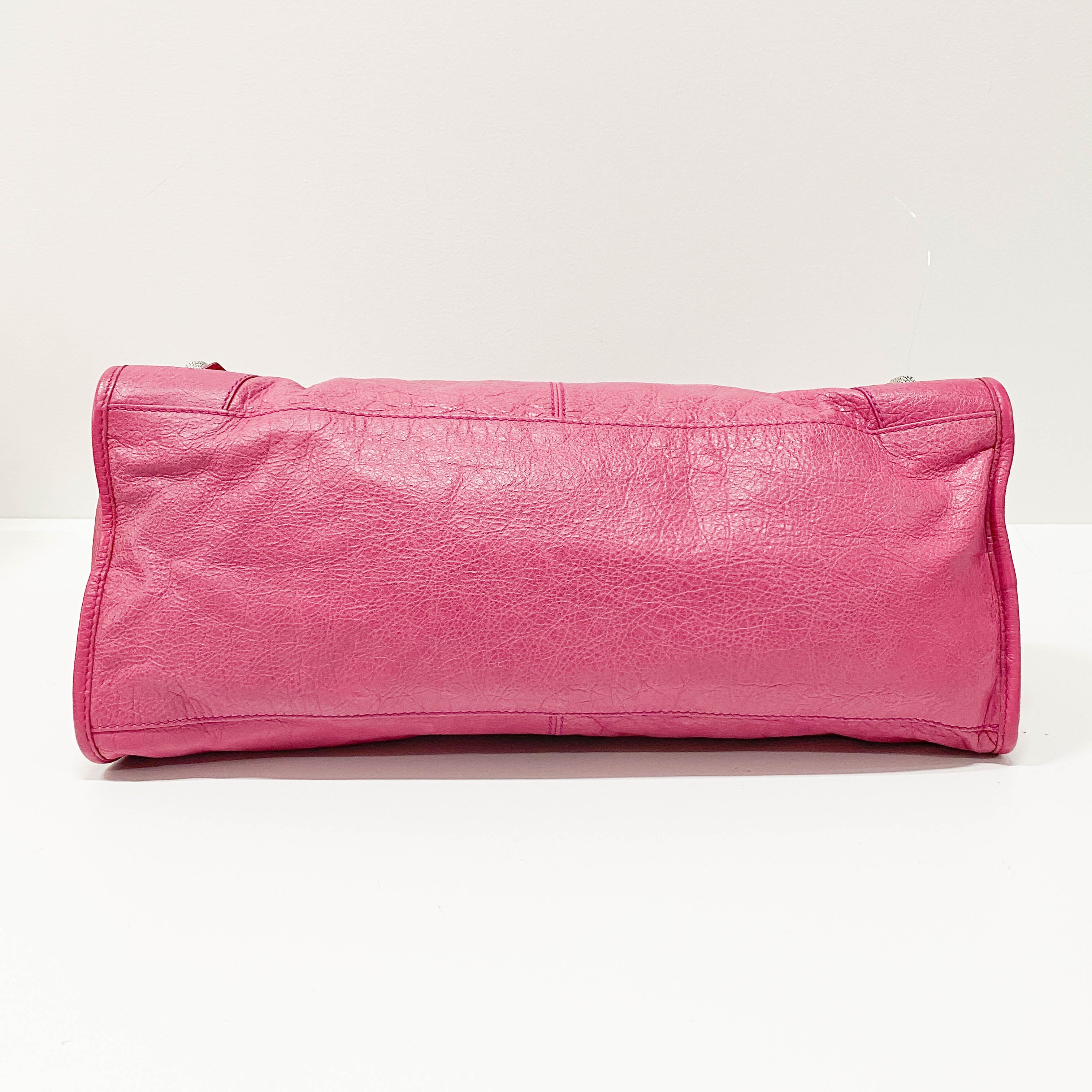 The City Pink Leather Shoulder Bag