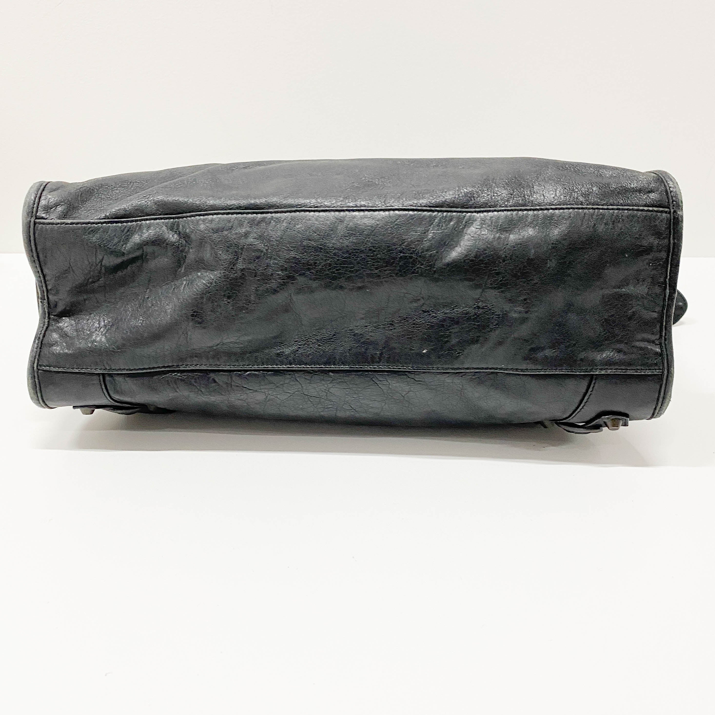 The City Black Leather Shoulder Bag