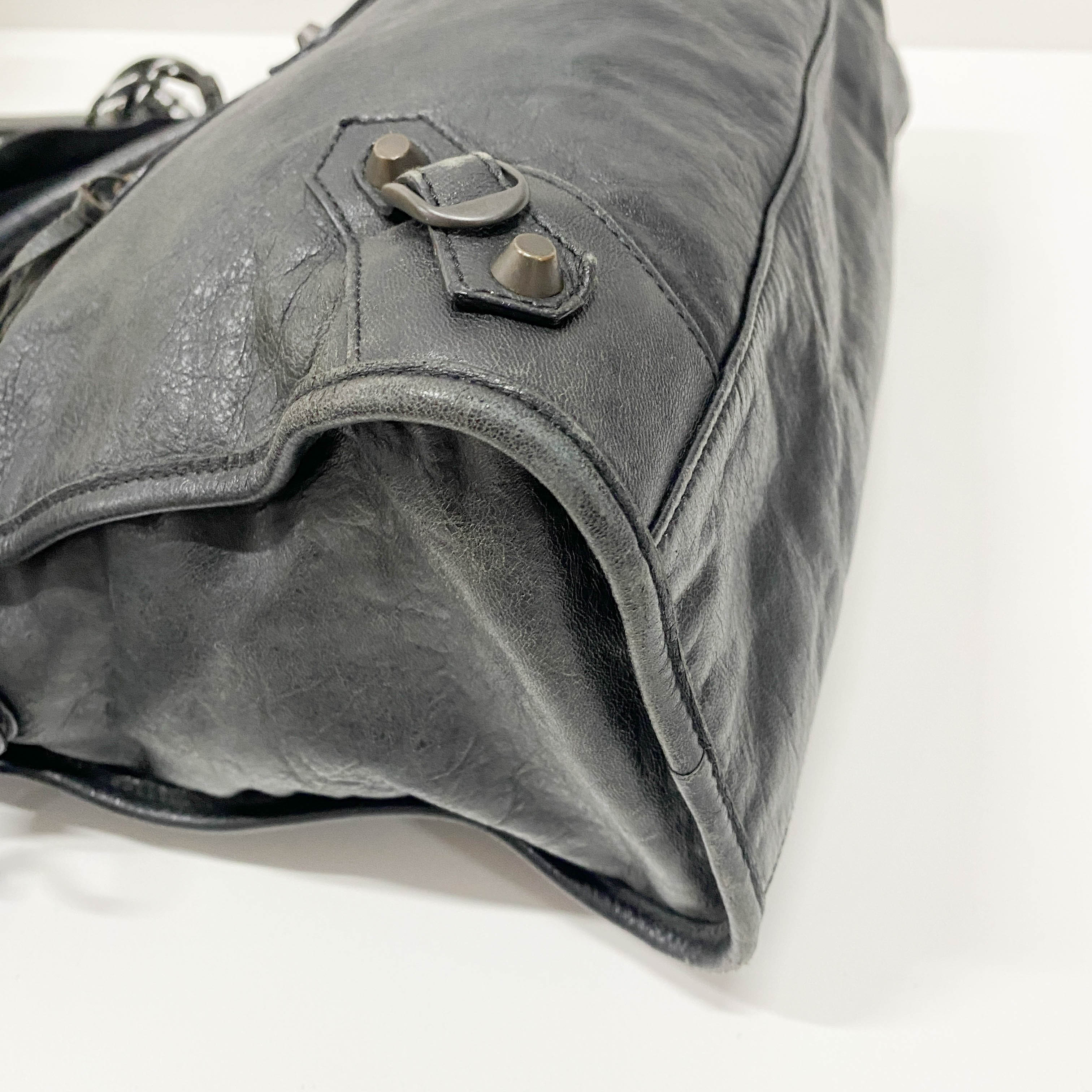The City Black Leather Shoulder Bag