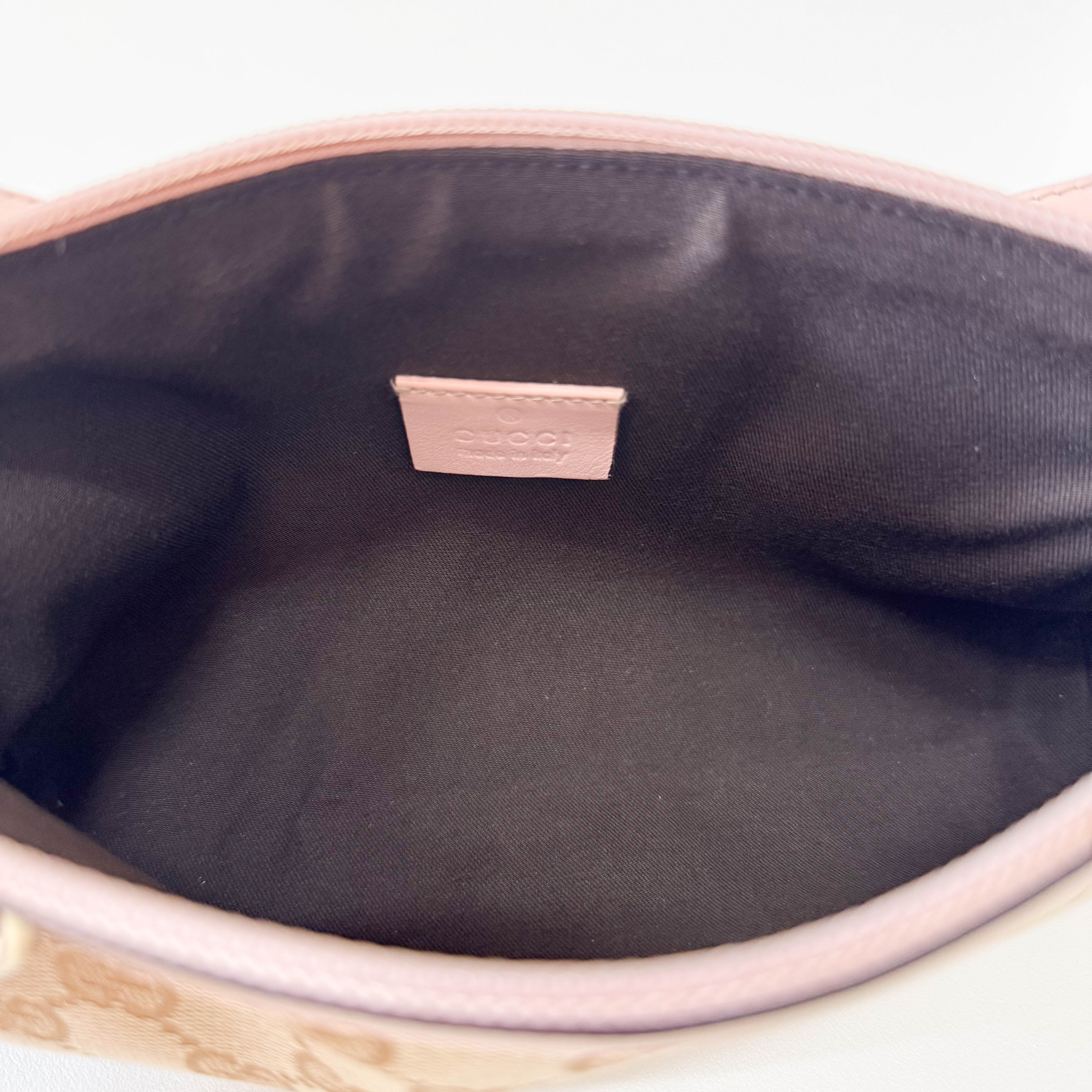 GG Canvas Shoulder Bag