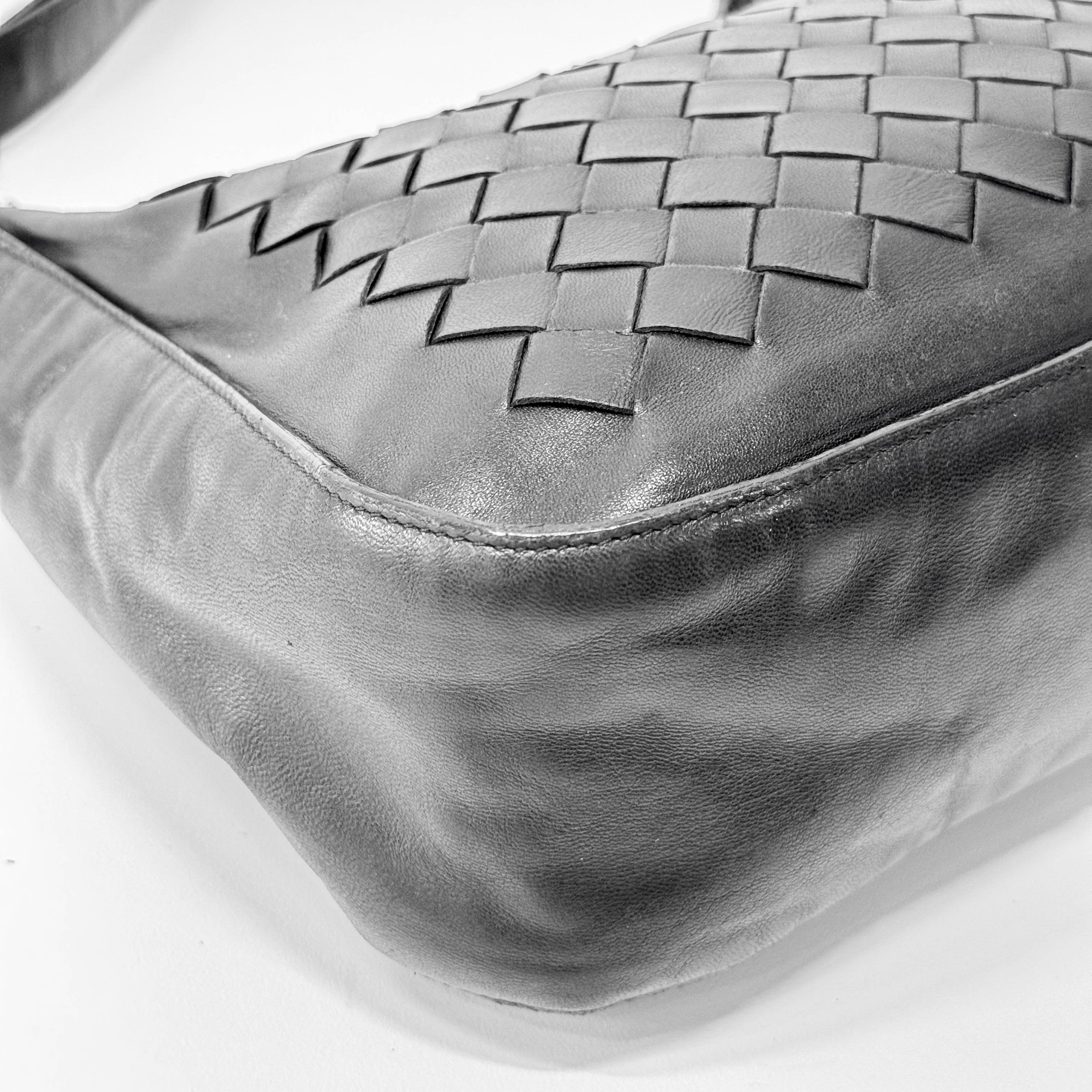 Intrecciato Hobo Shoulder Bag