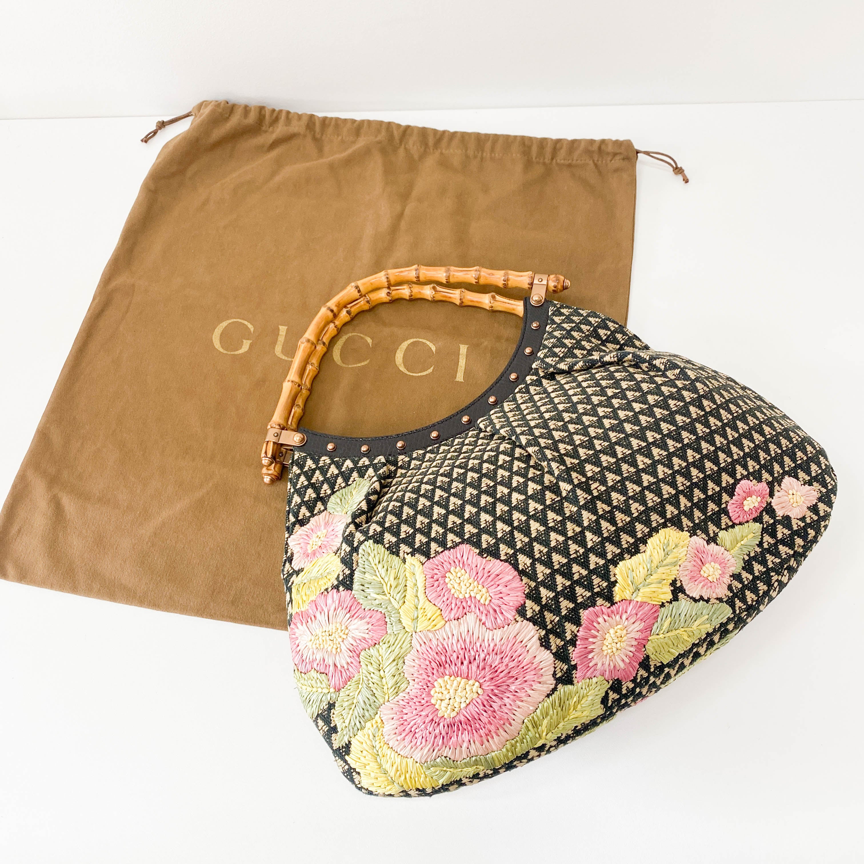 Bamboo Raffia Flower Embroidered Shoulder Bag