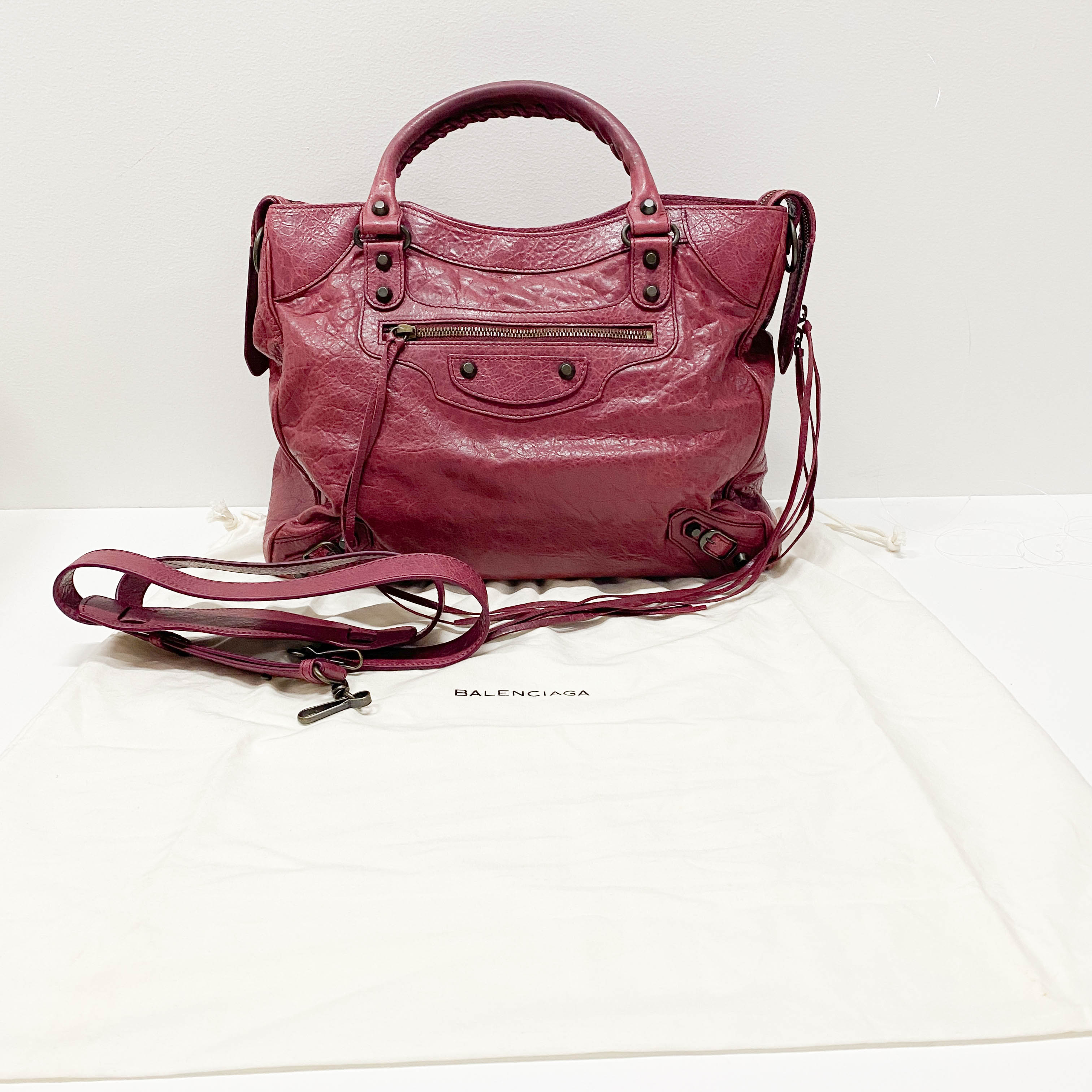 Classic Velo Maroon Leather Shoulder Bag