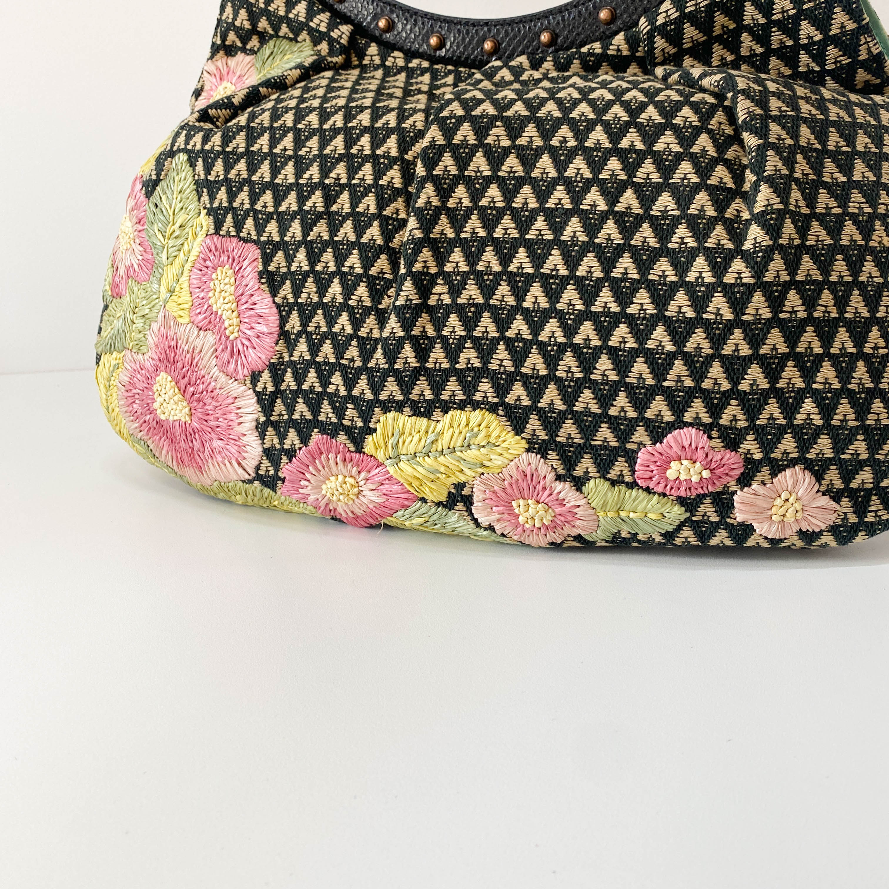 Bamboo Raffia Flower Embroidered Shoulder Bag