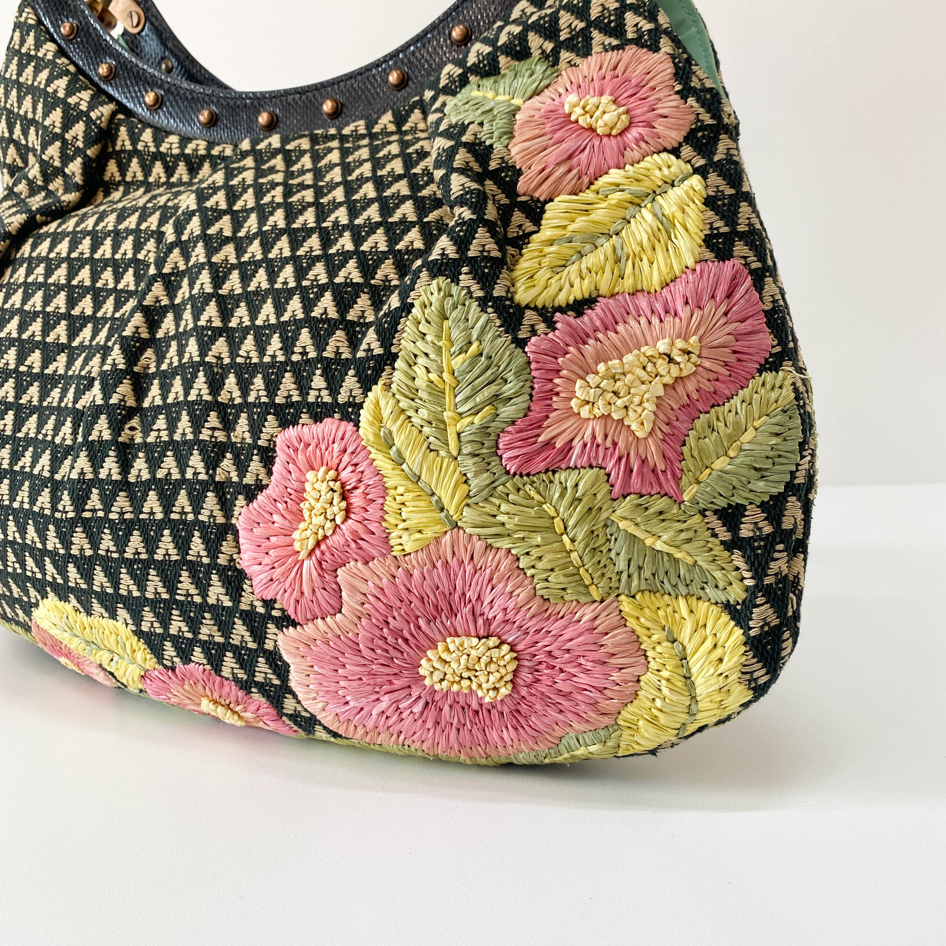 Bamboo Raffia Flower Embroidered Shoulder Bag