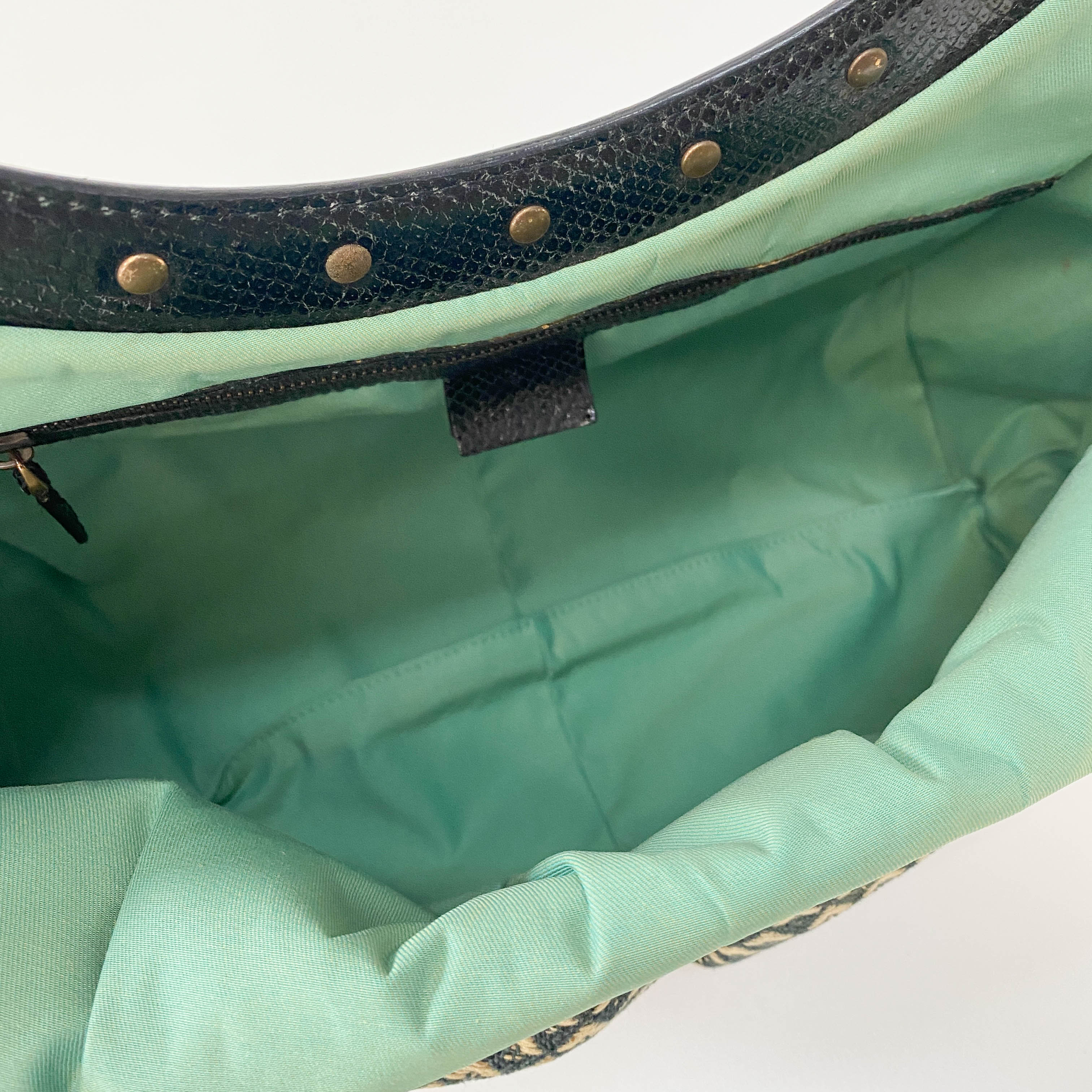 Bamboo Raffia Flower Embroidered Shoulder Bag