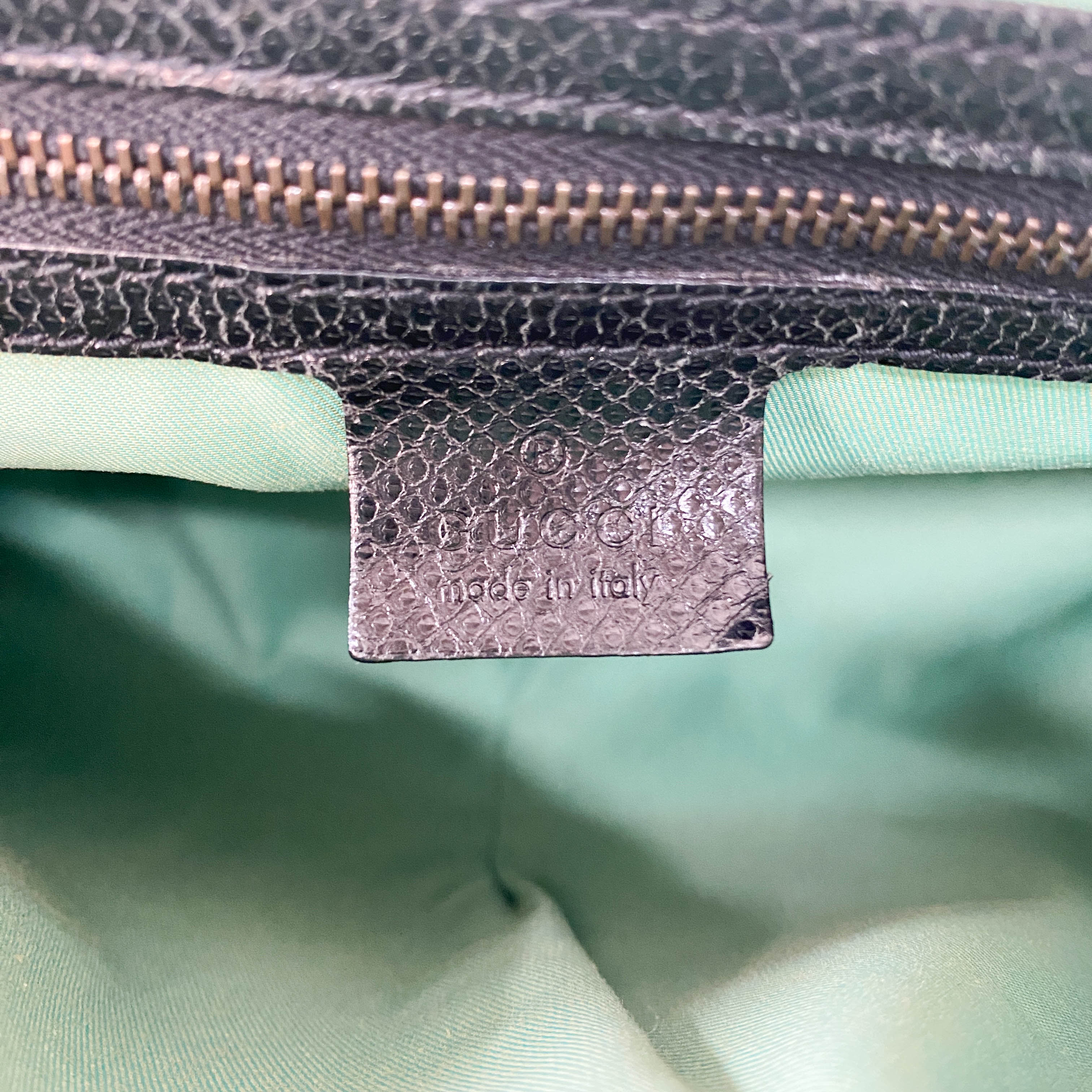 Bamboo Raffia Flower Embroidered Shoulder Bag