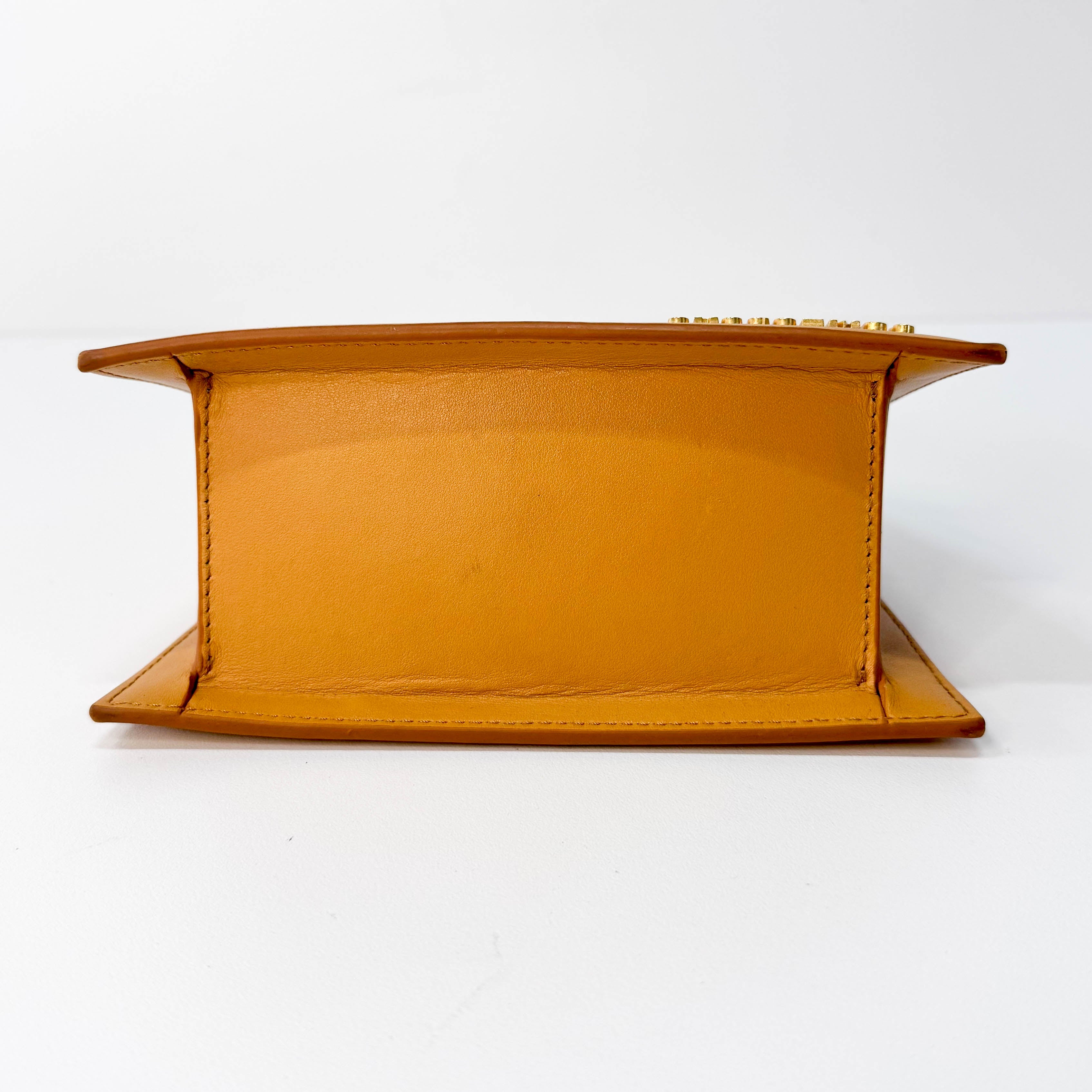 Le Chiquito Handle Bag