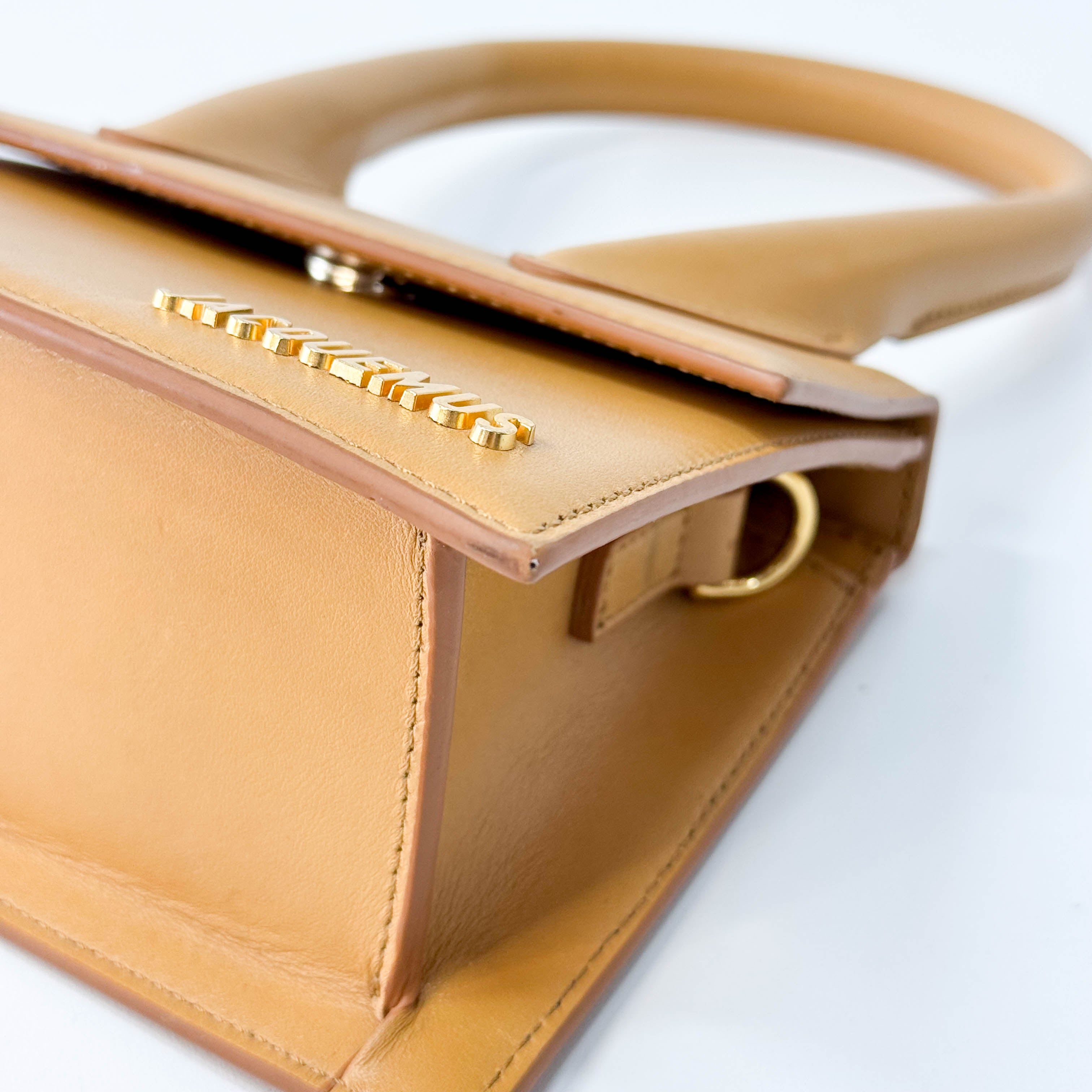 Le Chiquito Handle Bag