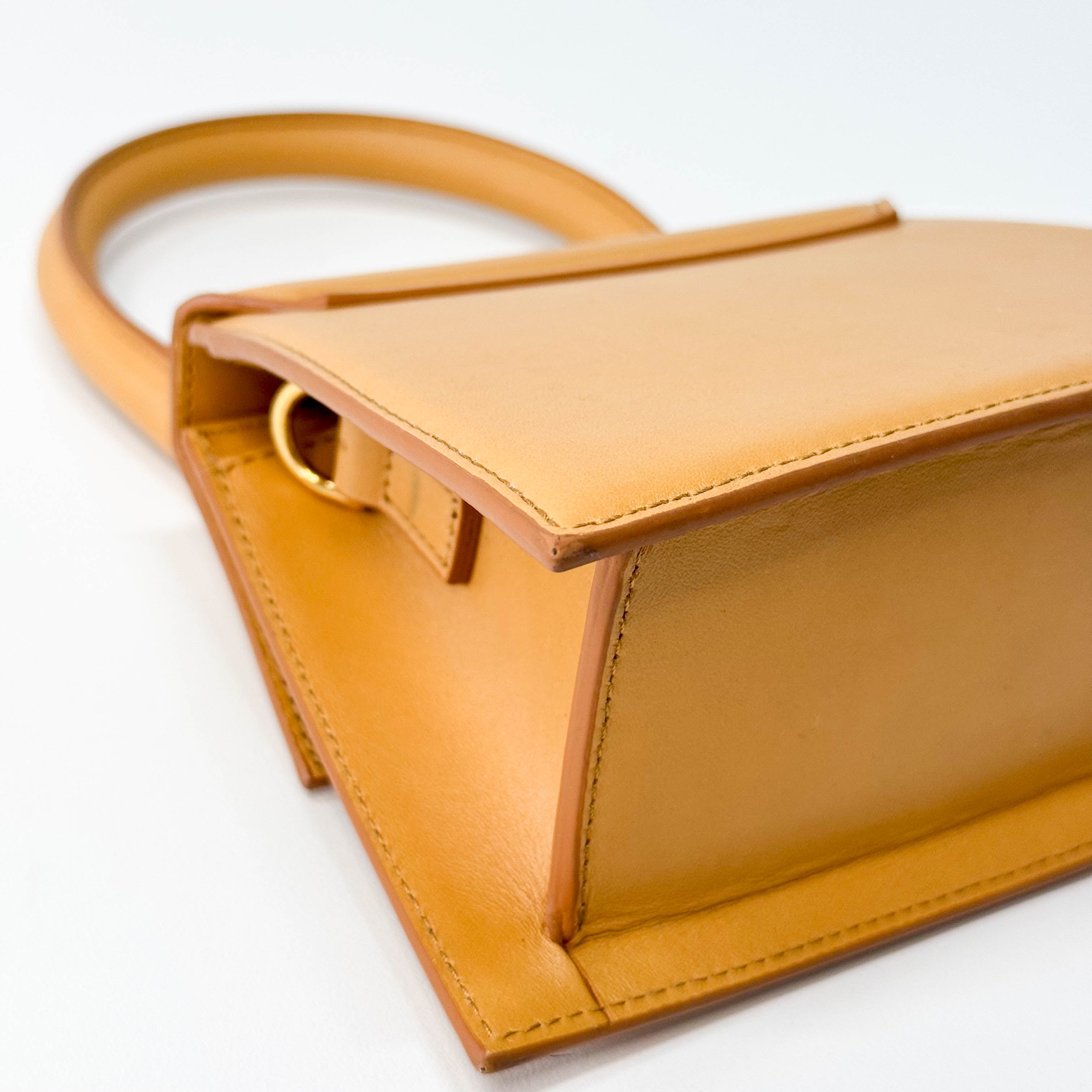 Le Chiquito Handle Bag